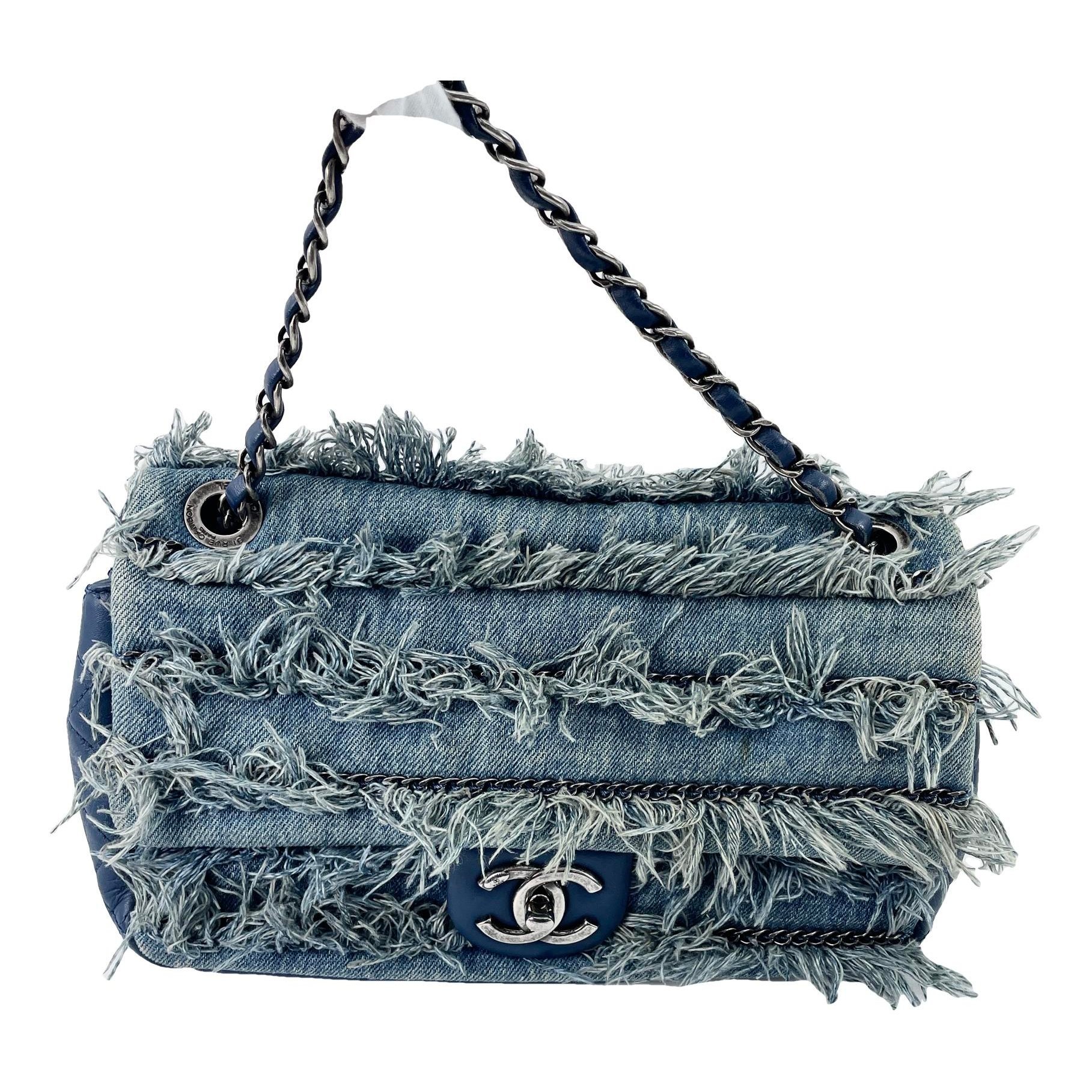 Timeless/Classique crossbody bag