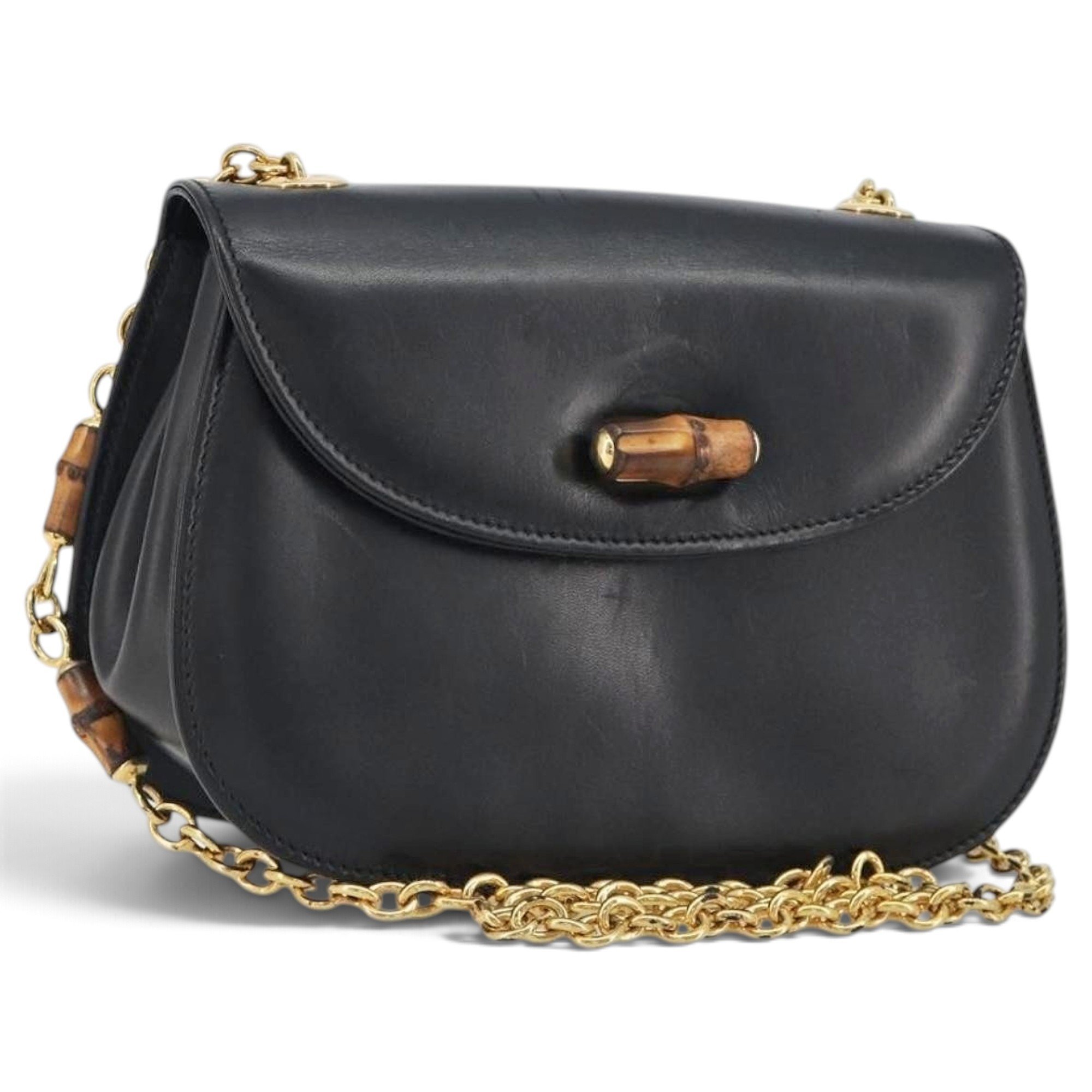 Gucci B leather handbag