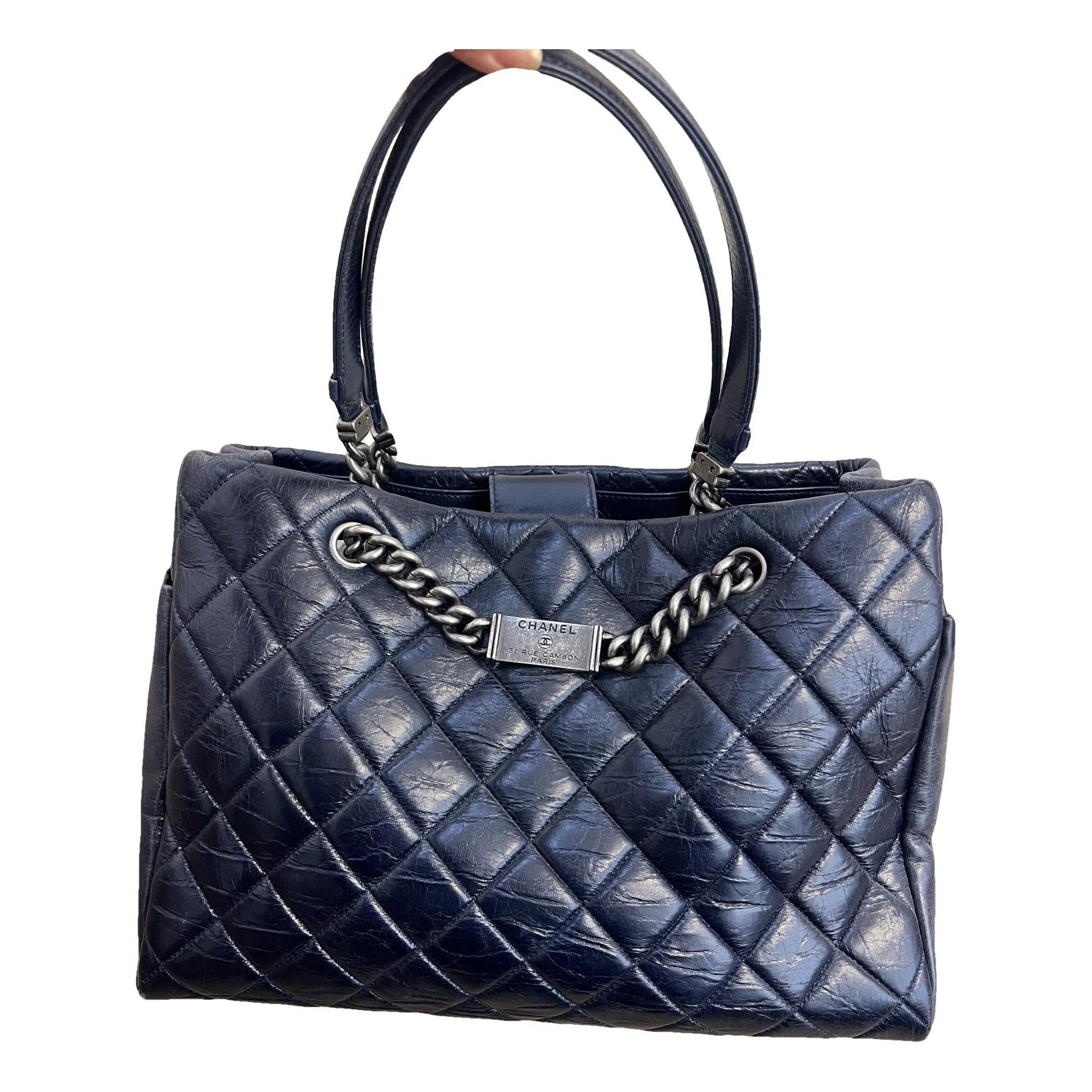 Leather handbag