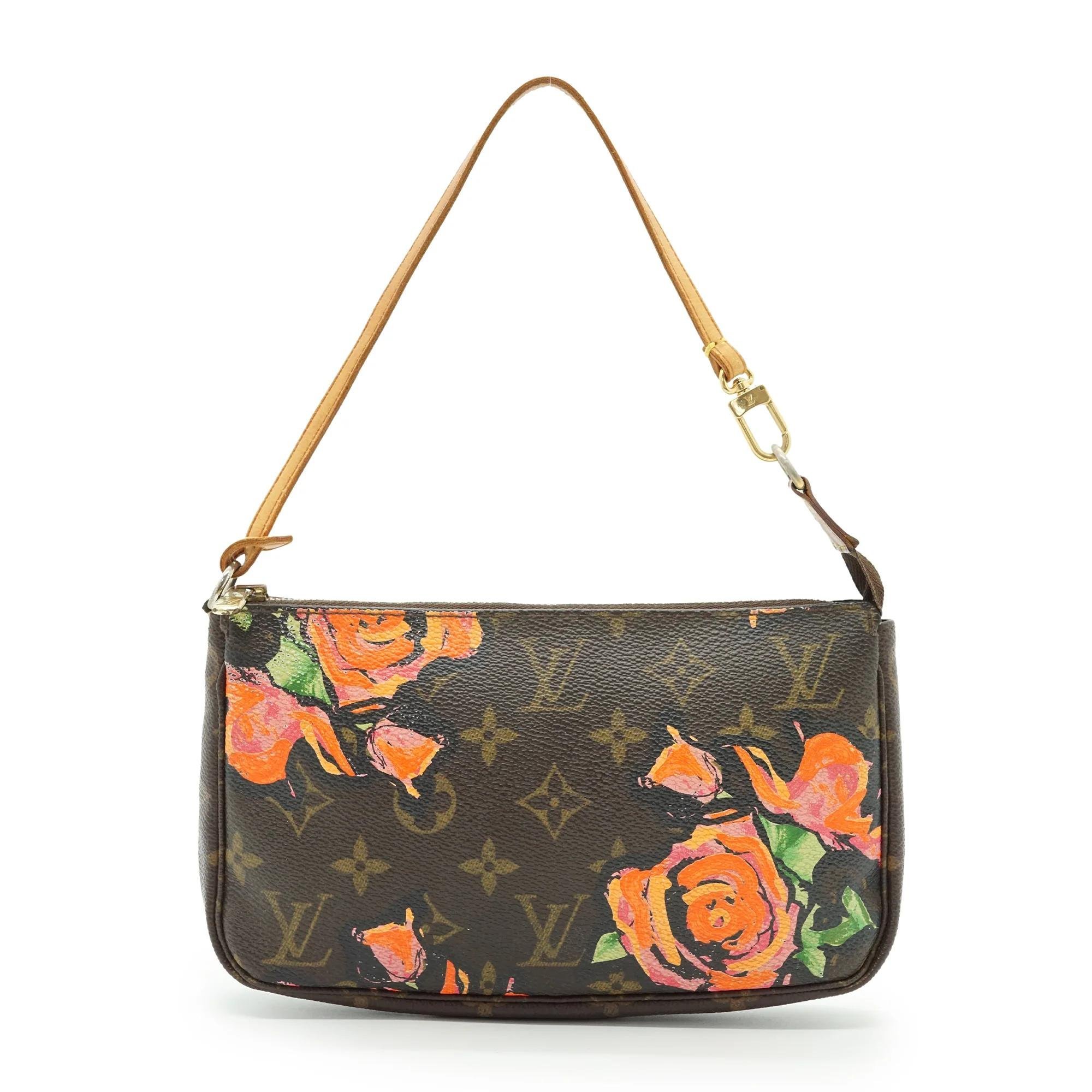 Pochette Accessoire leather handbag