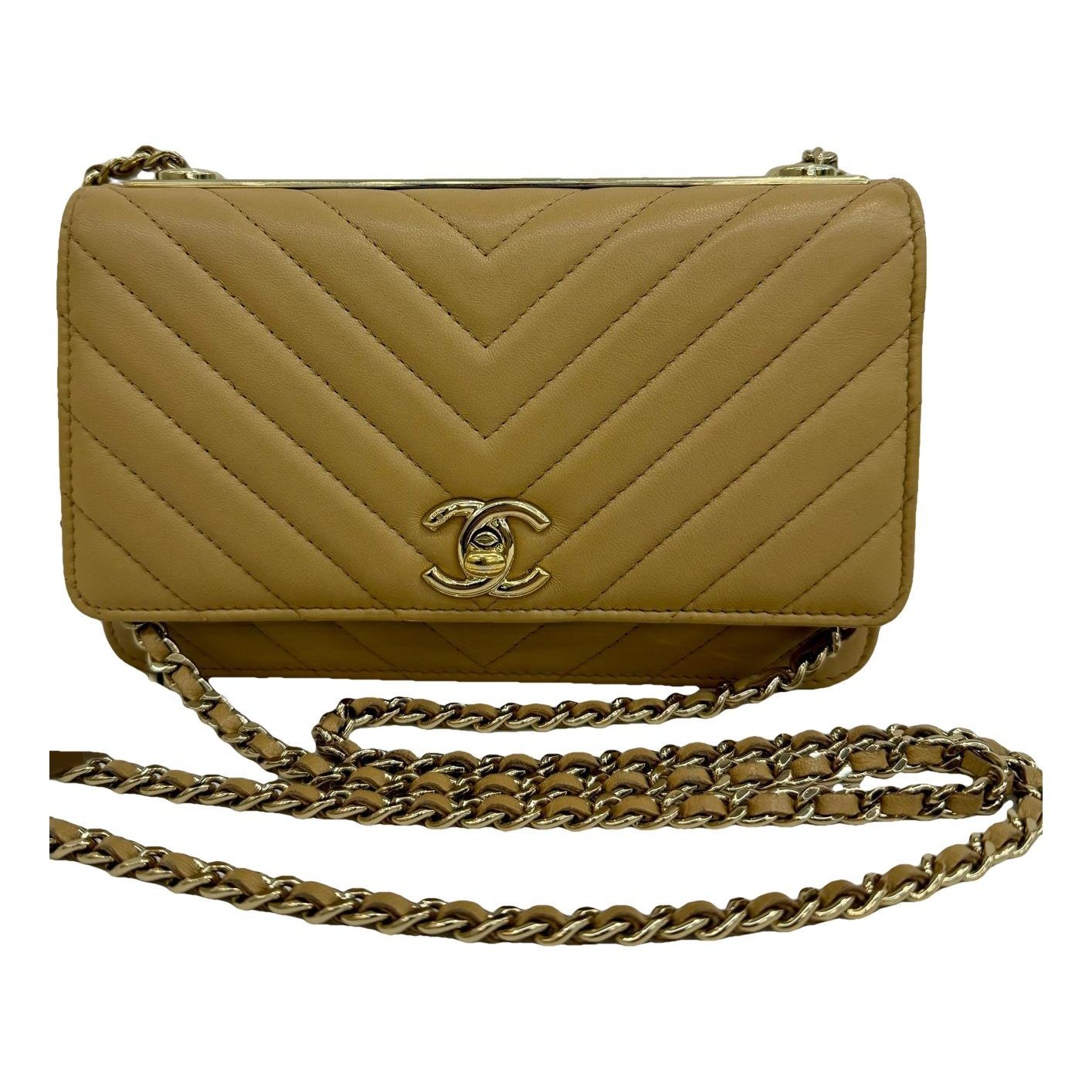 Trendy CC Wallet on Chain leather crossbody bag
