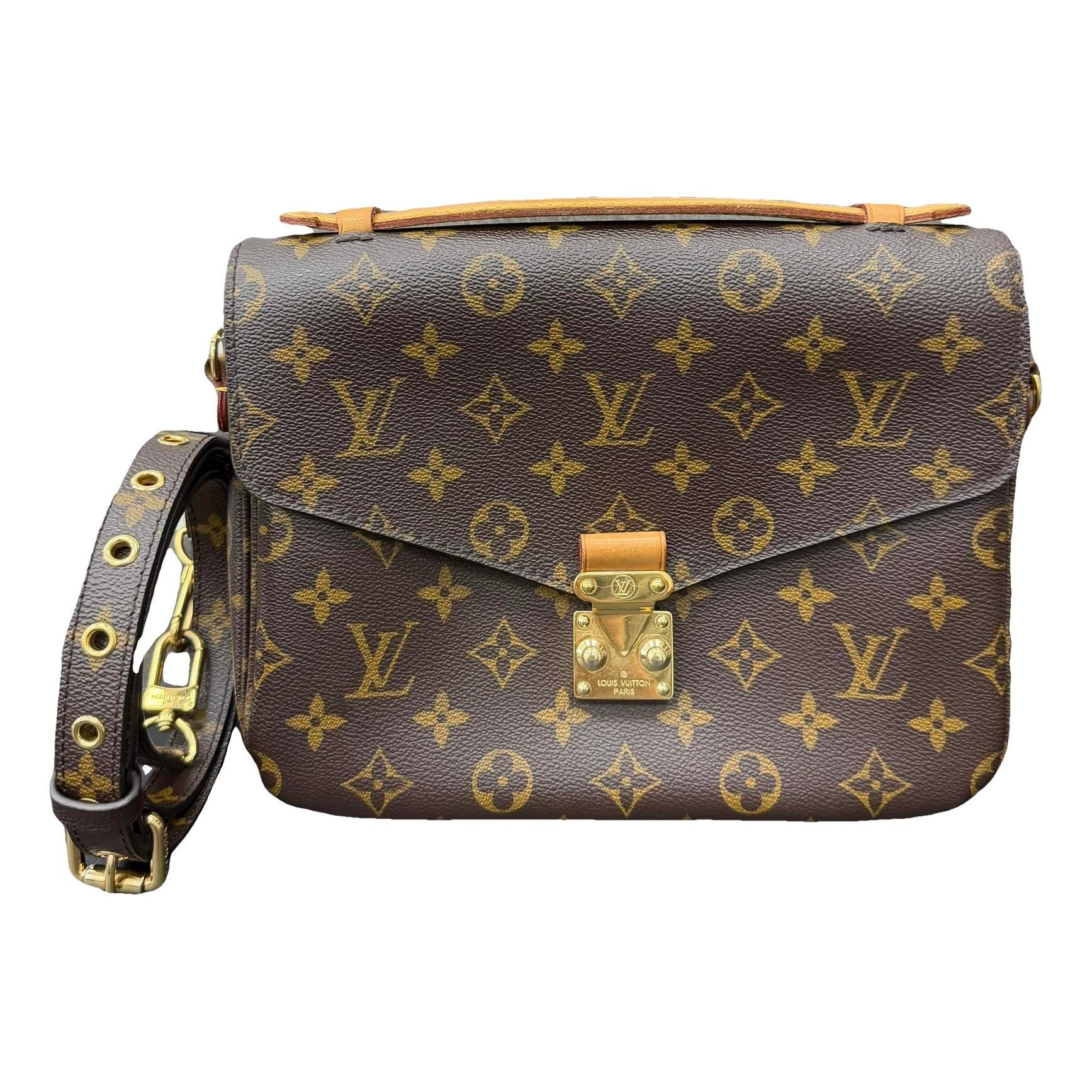 Metis leather handbag