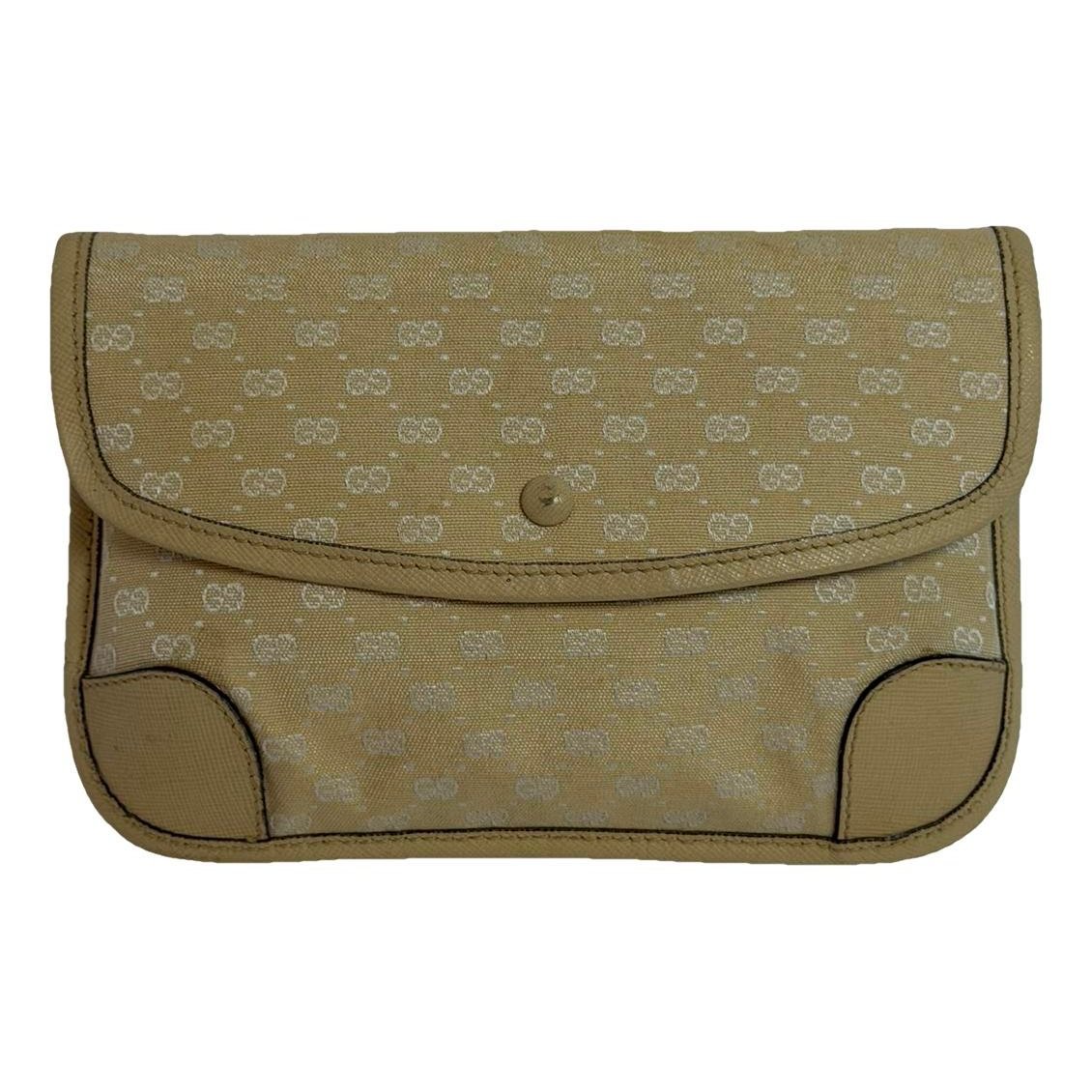 Cloth clutch bag