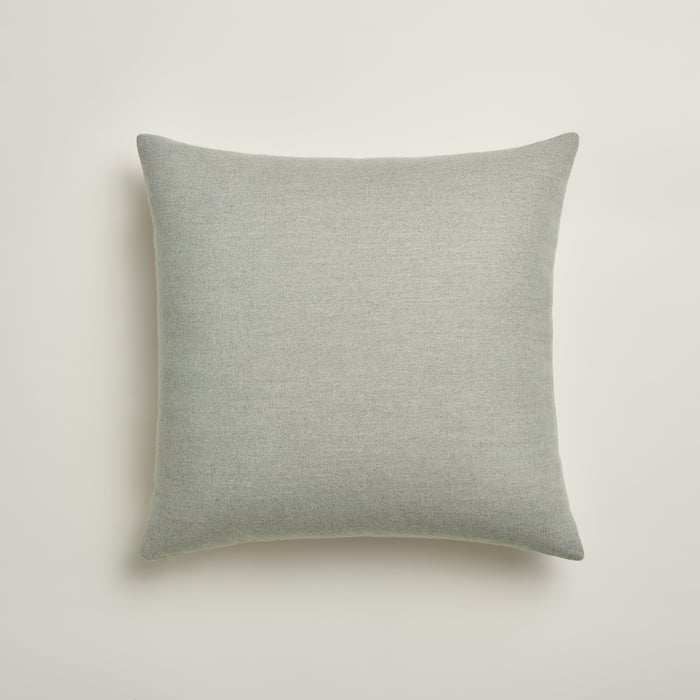 Ciel Etages Du Faubourg Pillow