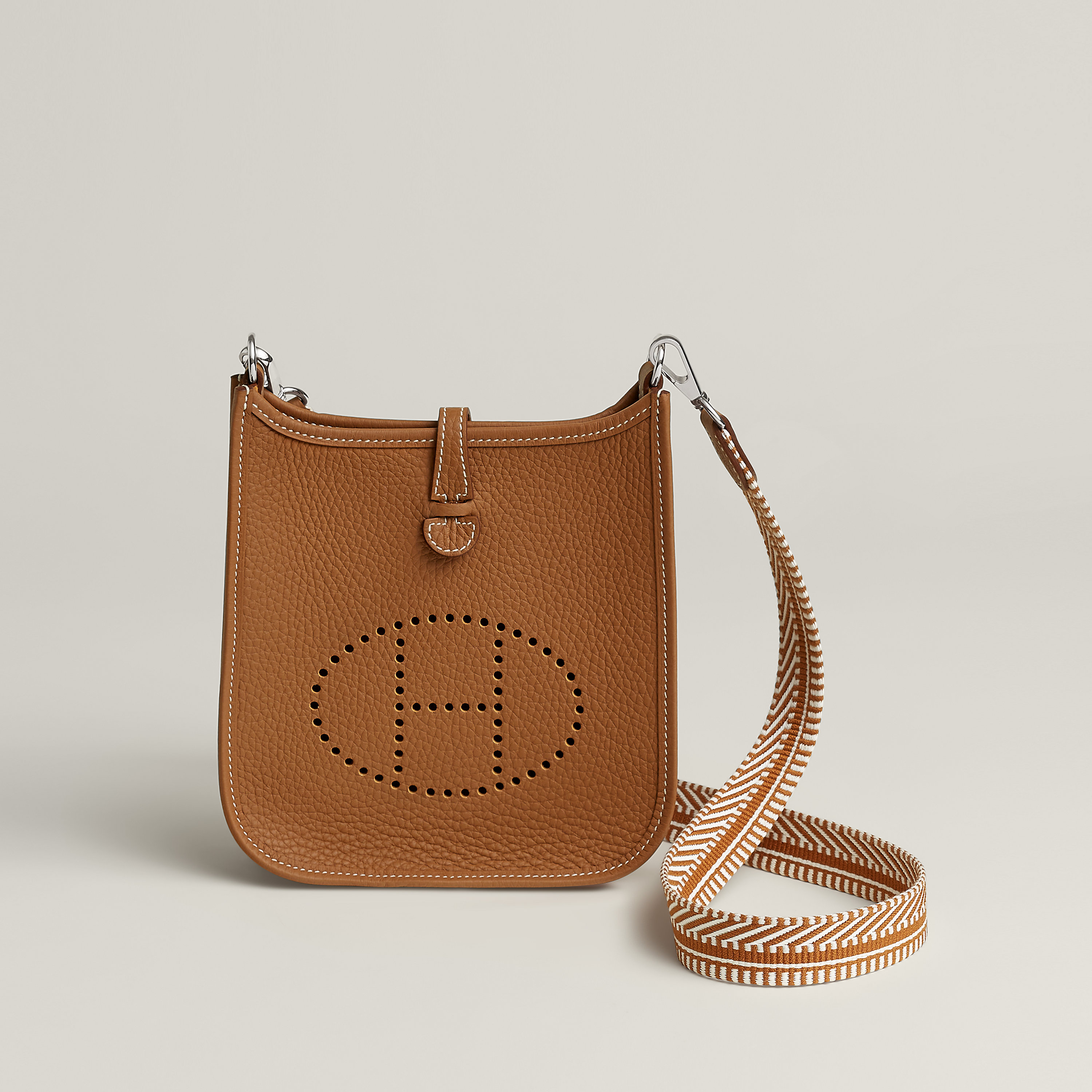 Evelyne 16 Amazone 백