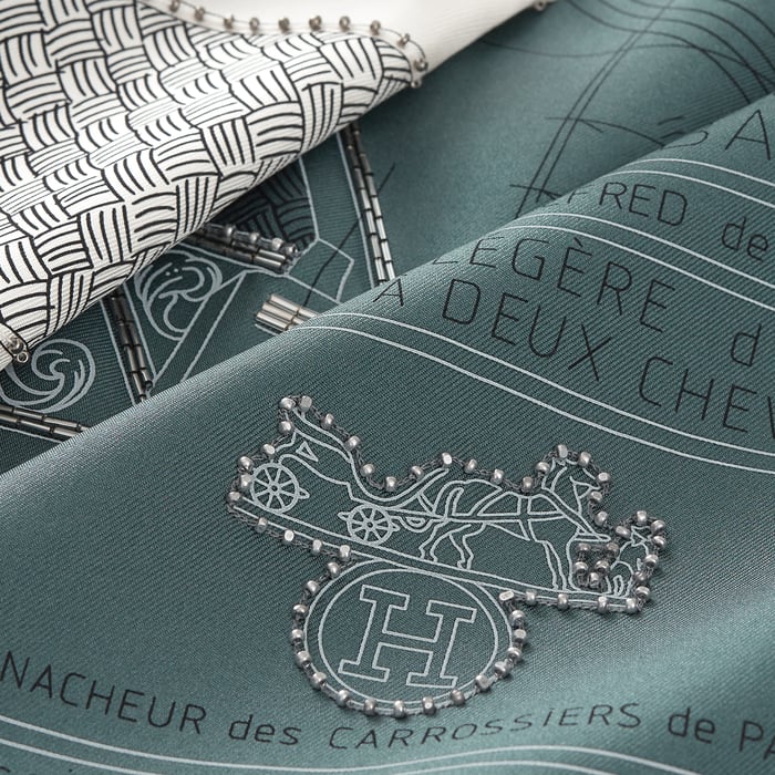 Petit Duc Exceptional Embroidered Dossard Scarf