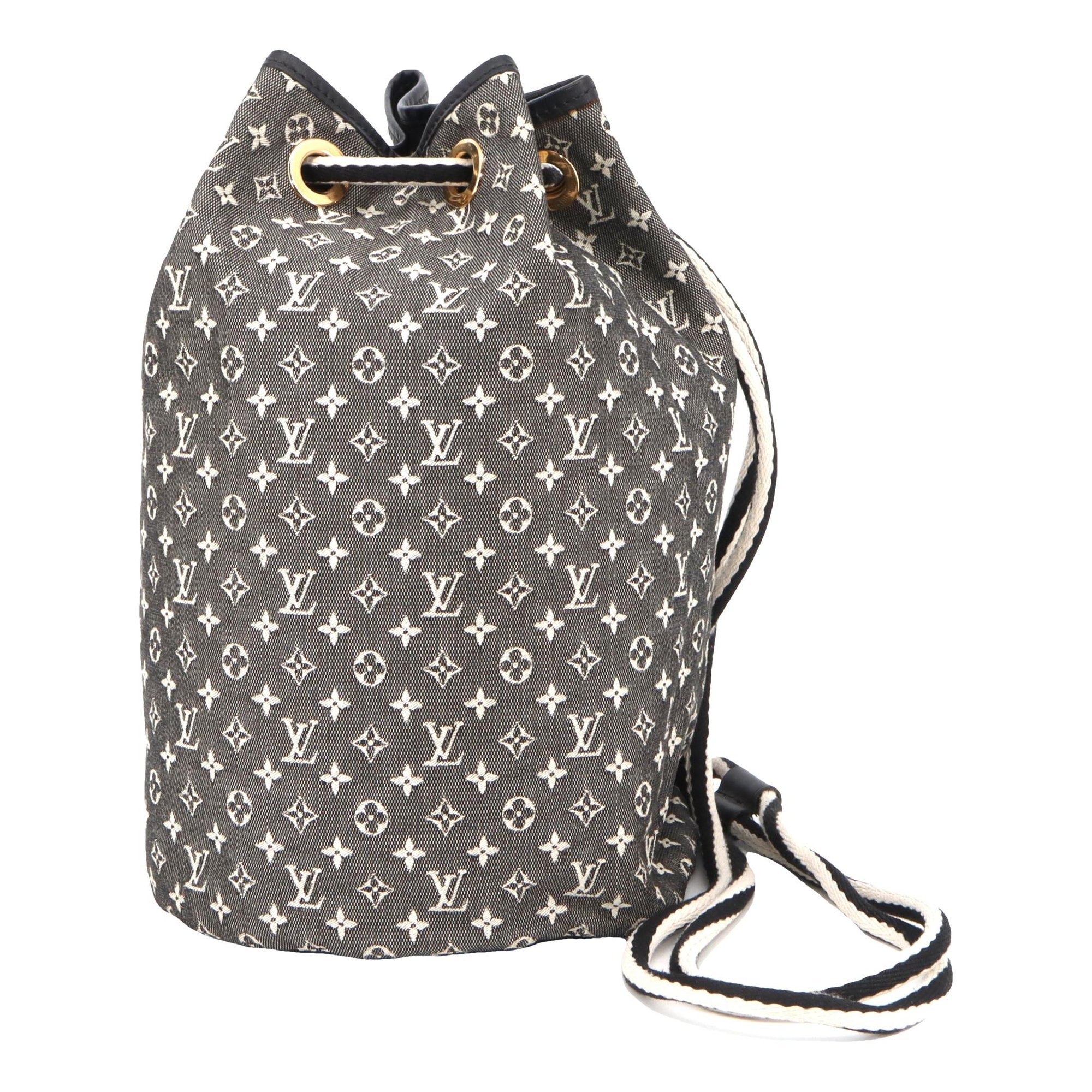 Cloth handbag