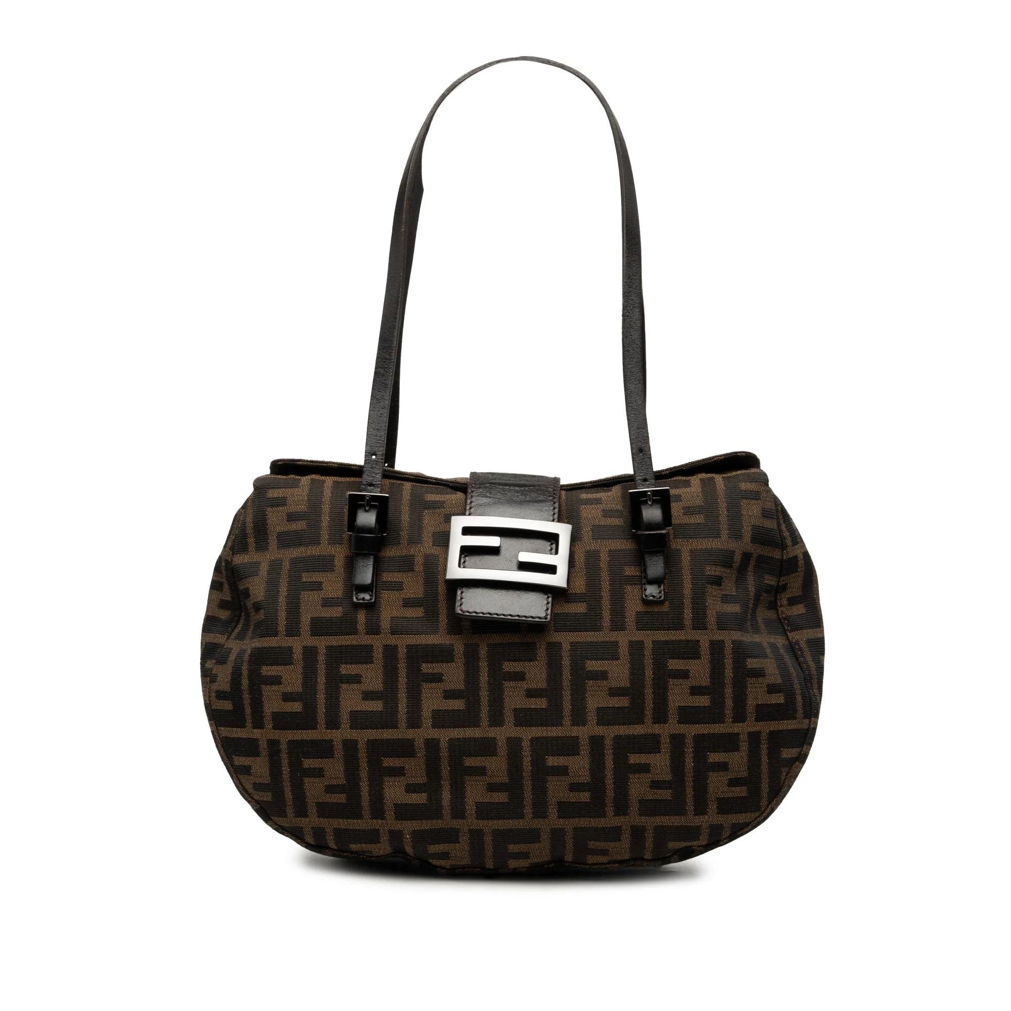 Pocket leather handbag
