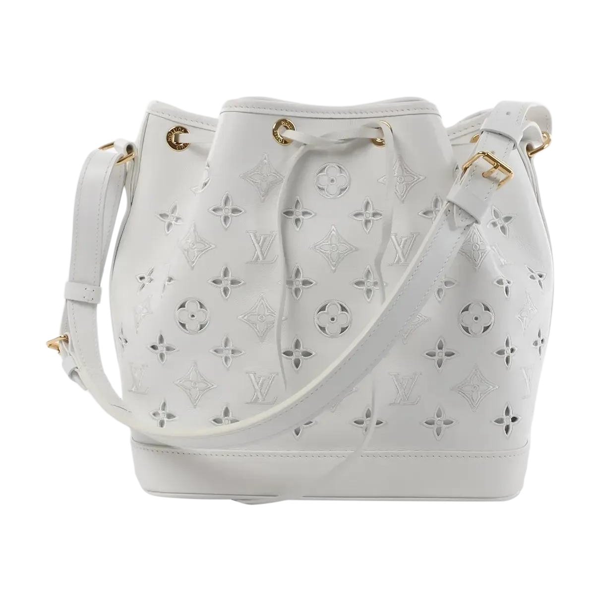 Noé leather handbag
