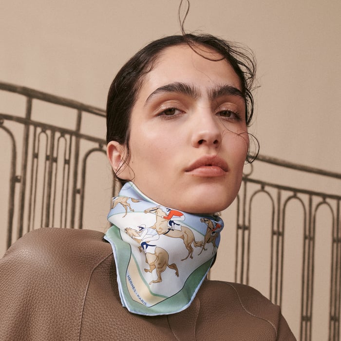 Les Courses Scarf 45