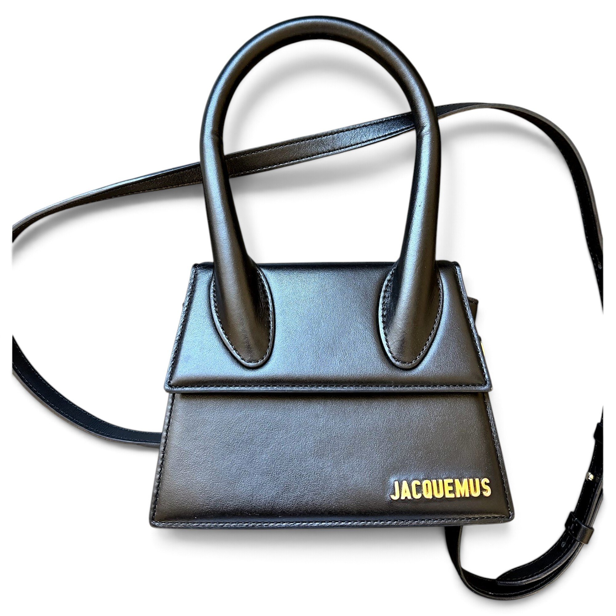 Le Chiquito Moyen leather crossbody bag