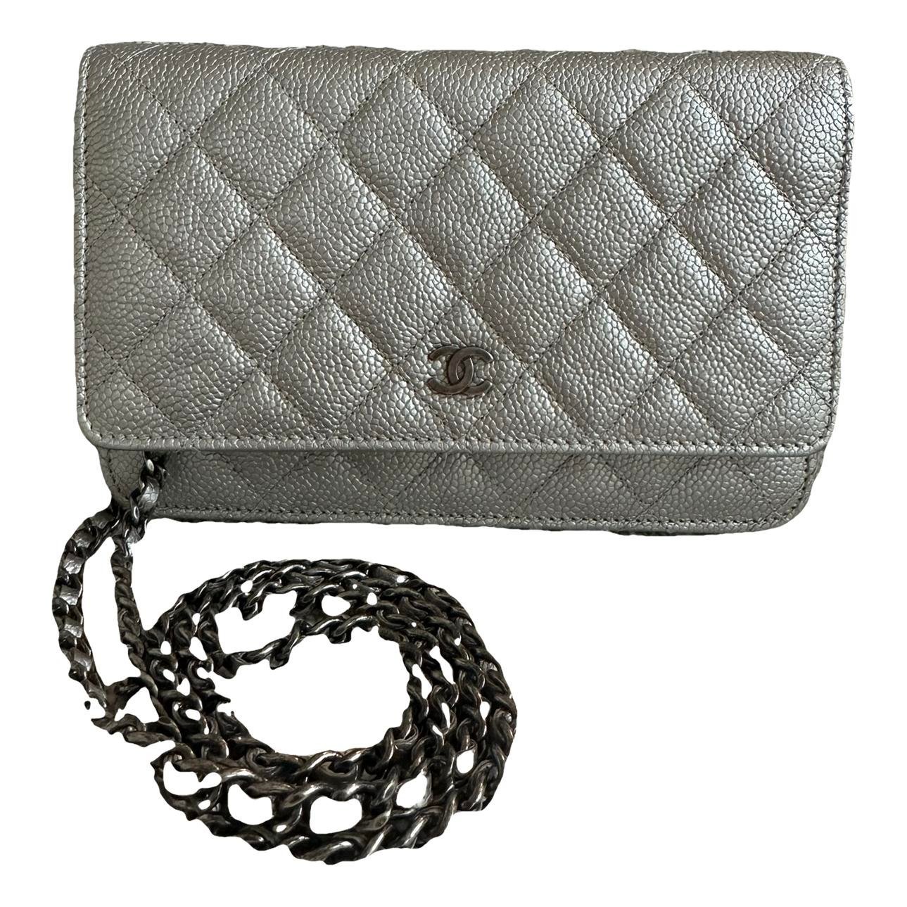 Wallet On Chain Timeless/Classique leather crossbody bag