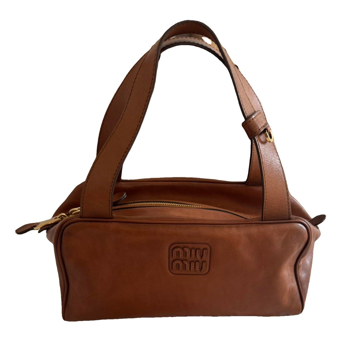 Leather handbag