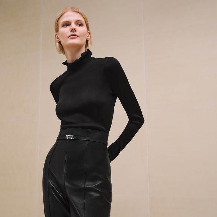 Noir Long-sleeve Sweater