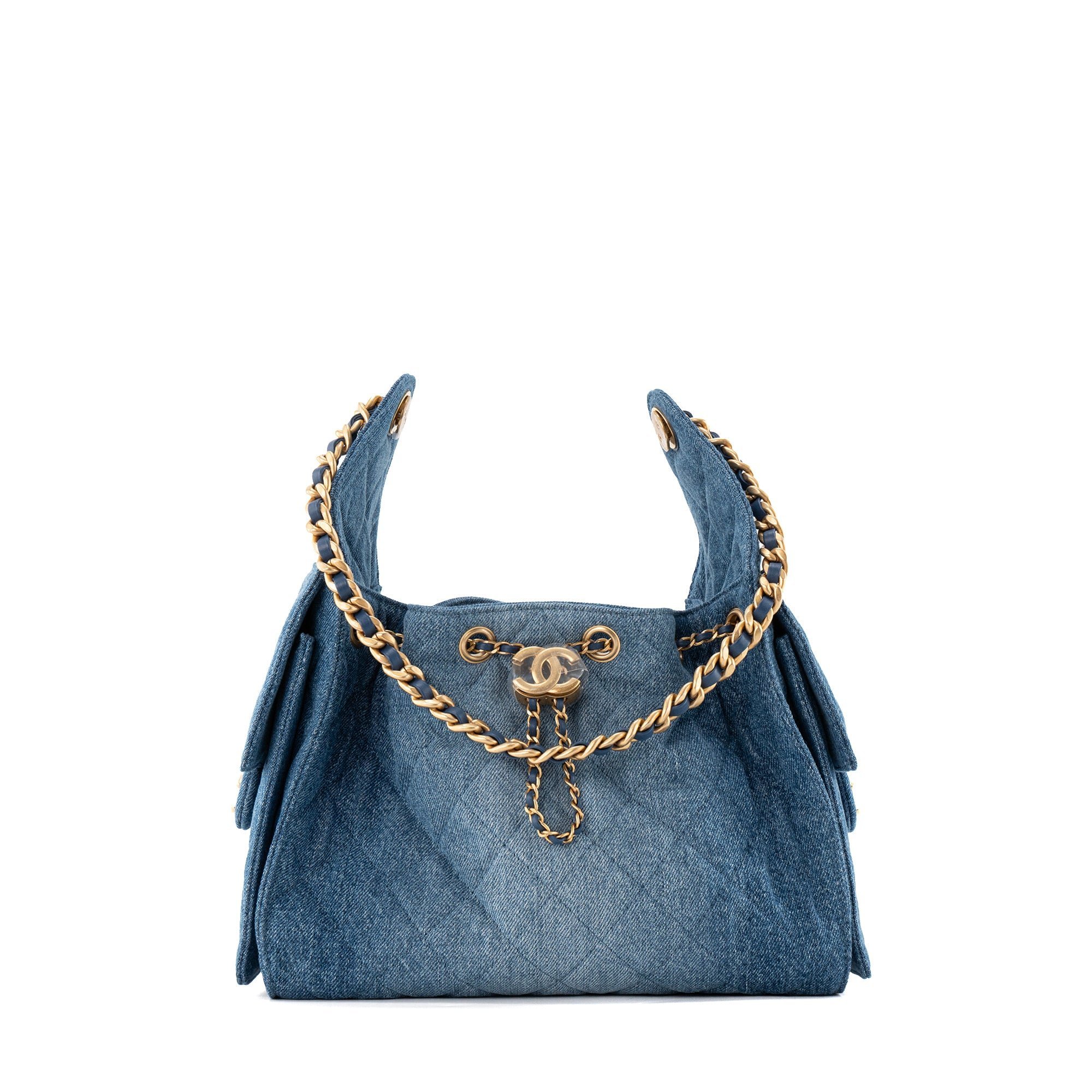 Chanel 22 handbag