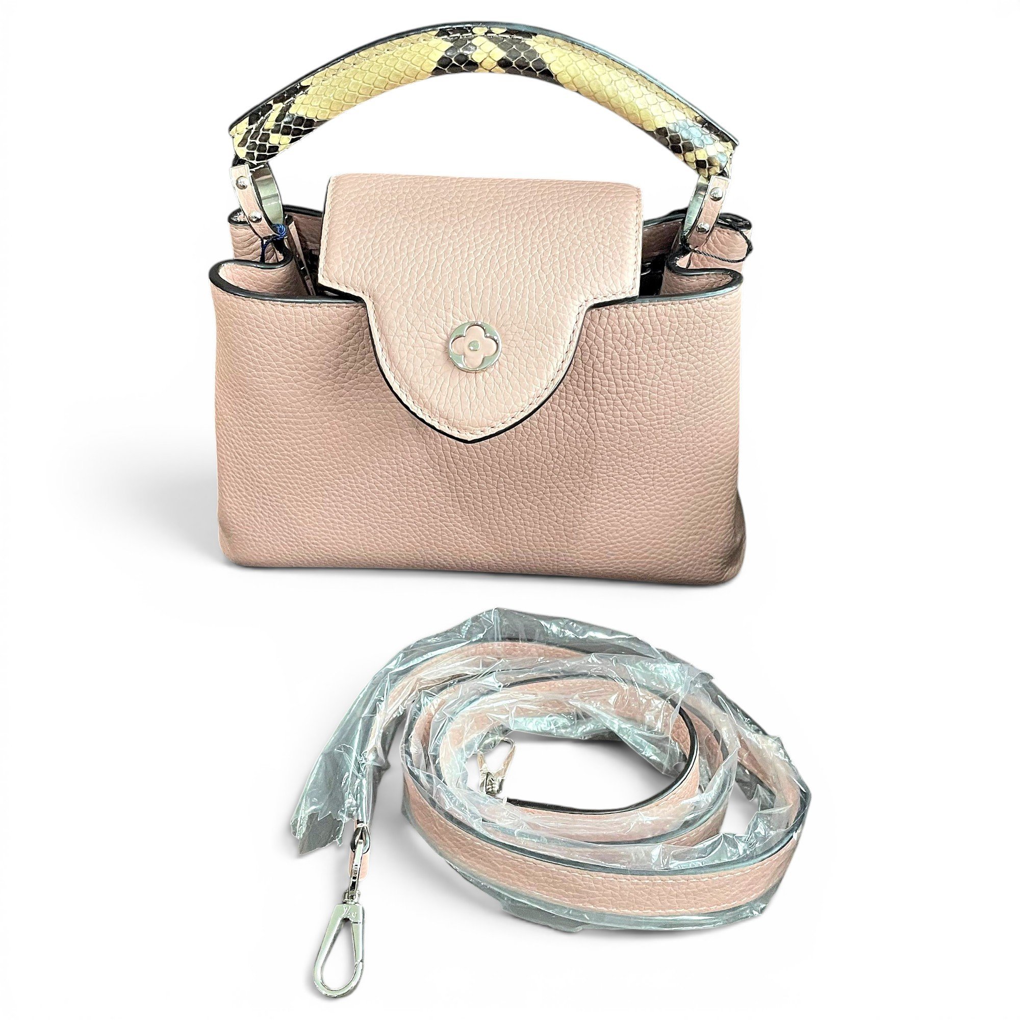 Capucines leather handbag