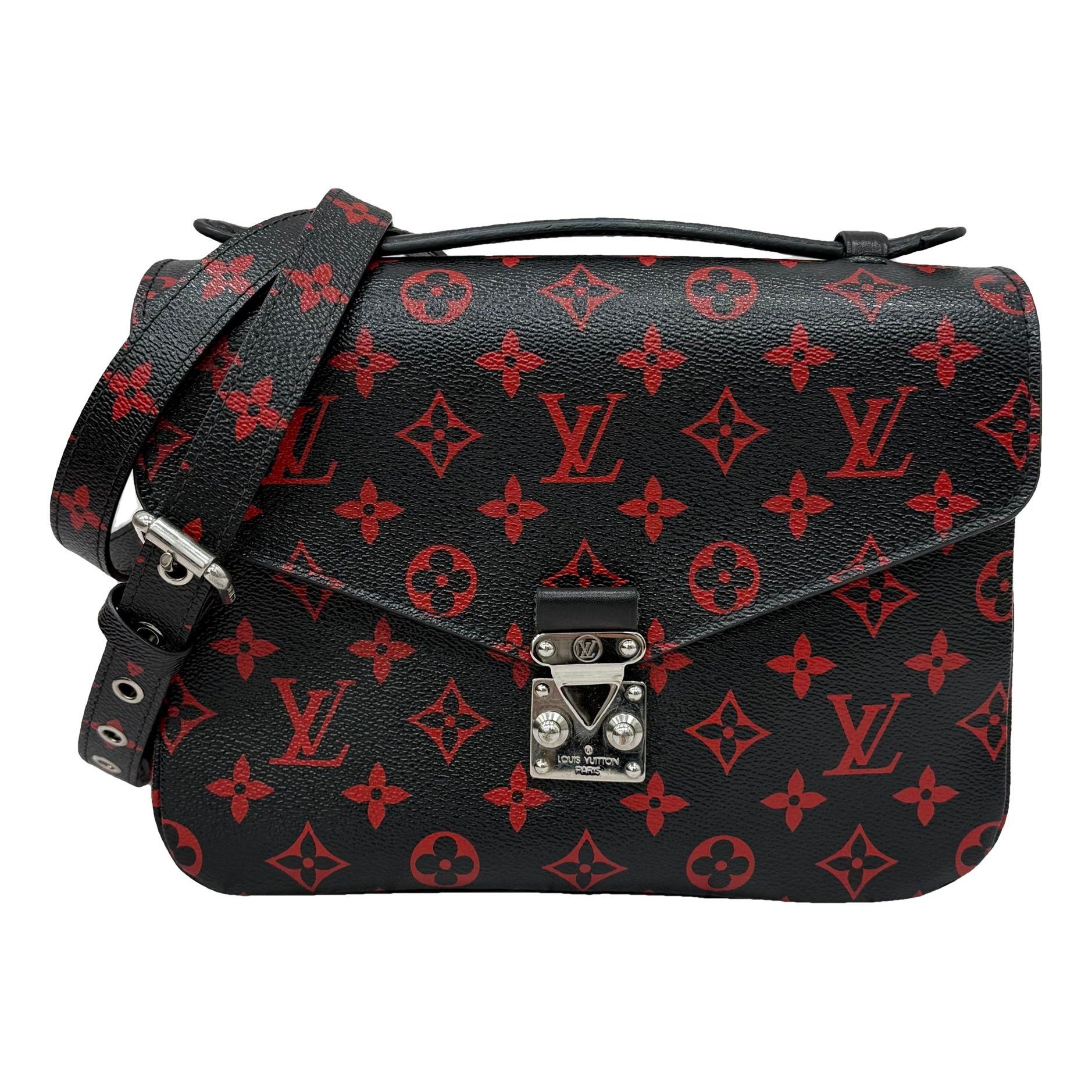 Metis leather handbag