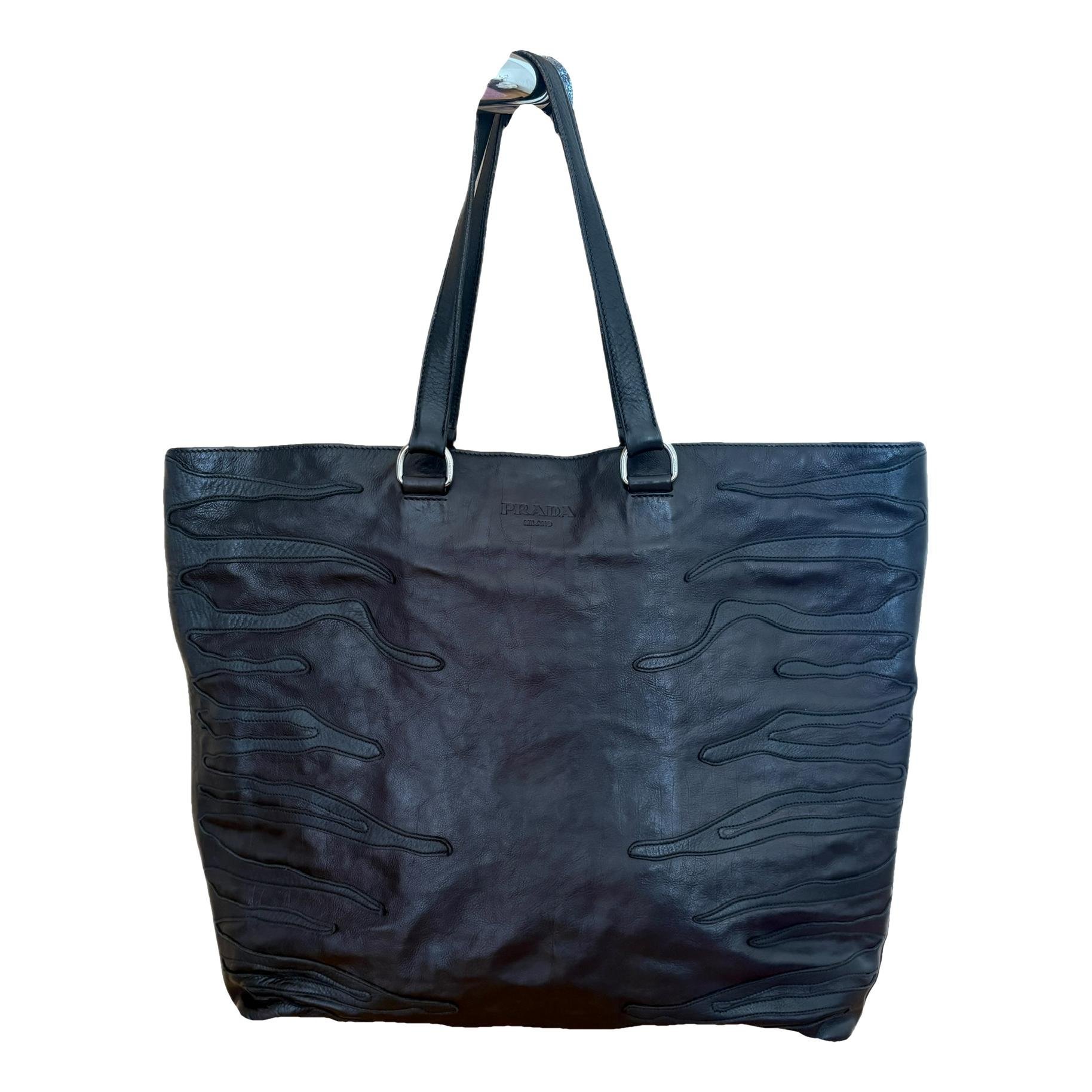 Leather tote