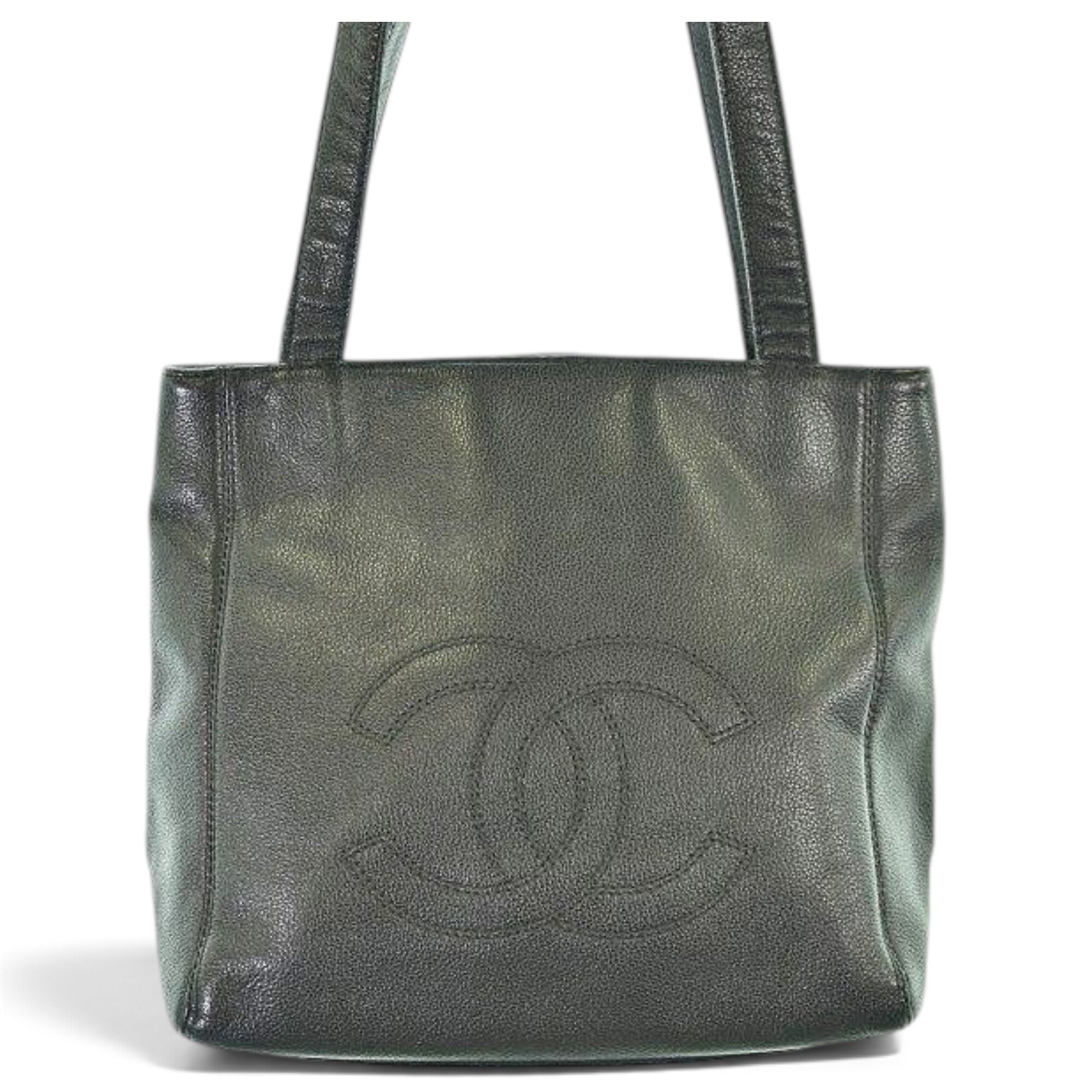 Chanel Timeless/Classique leather tote