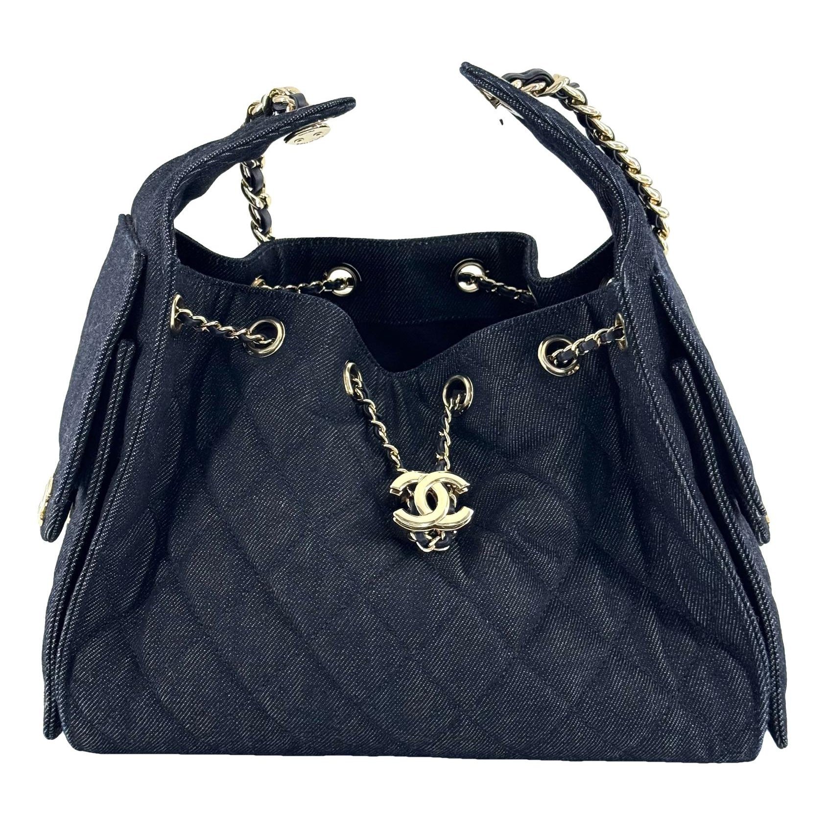 Chanel 25 crossbody bag