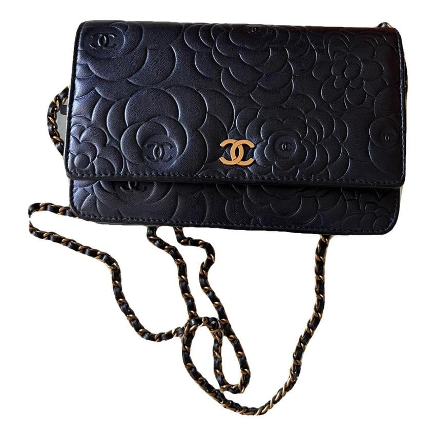 Leather clutch bag
