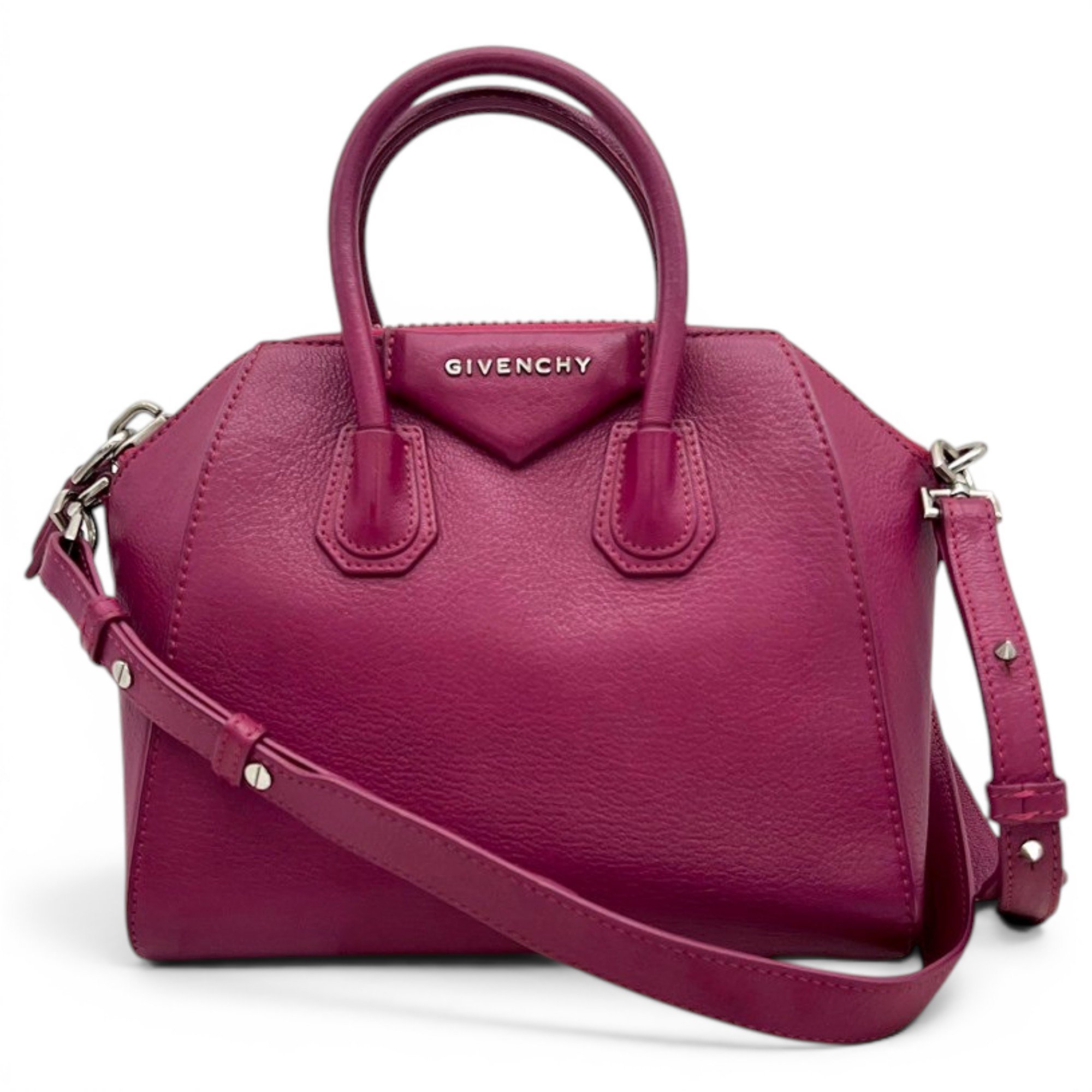 Antigona leather handbag