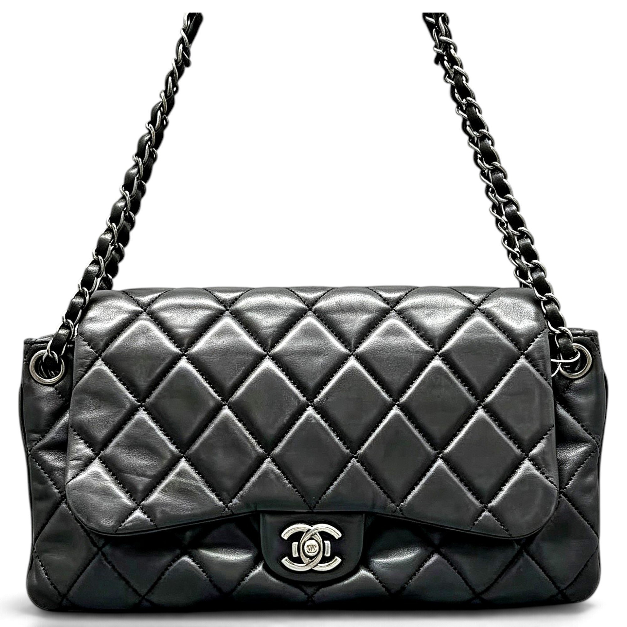 Timeless/Classique leather crossbody bag