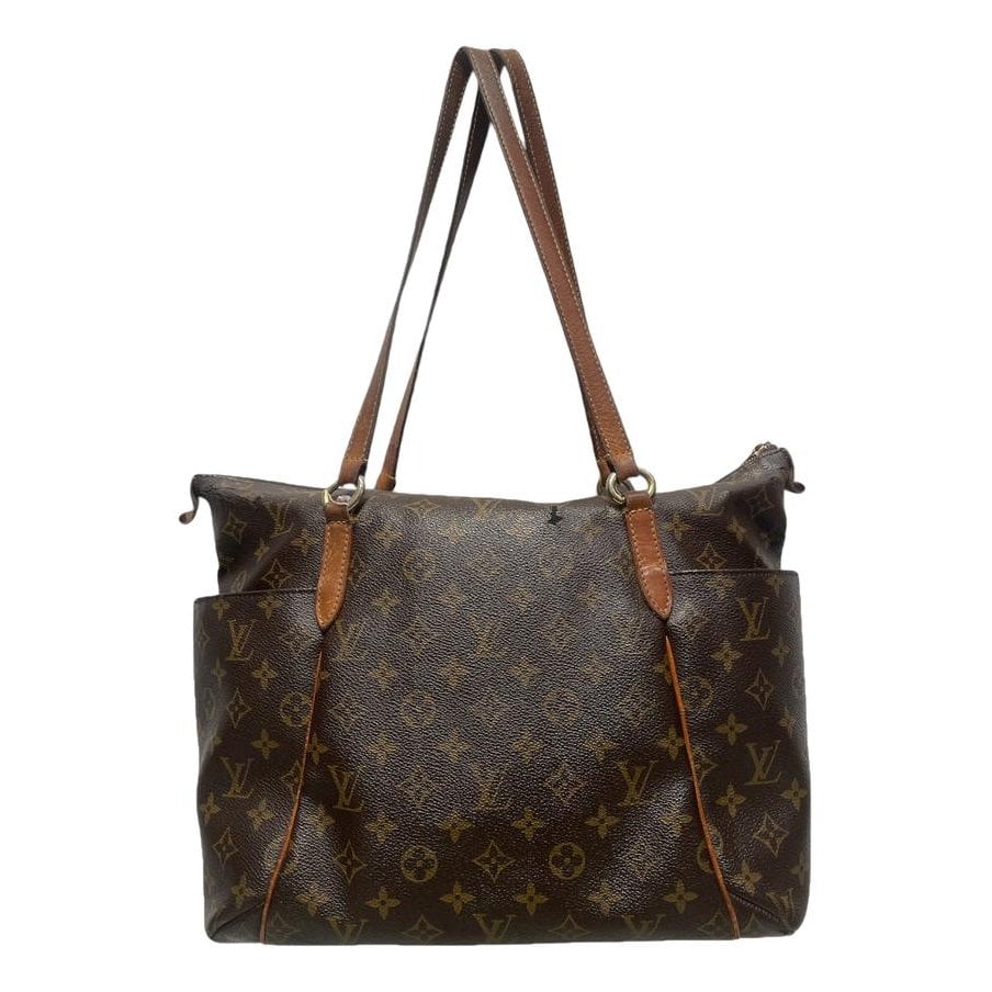 Louis Vuitton Leather handbag