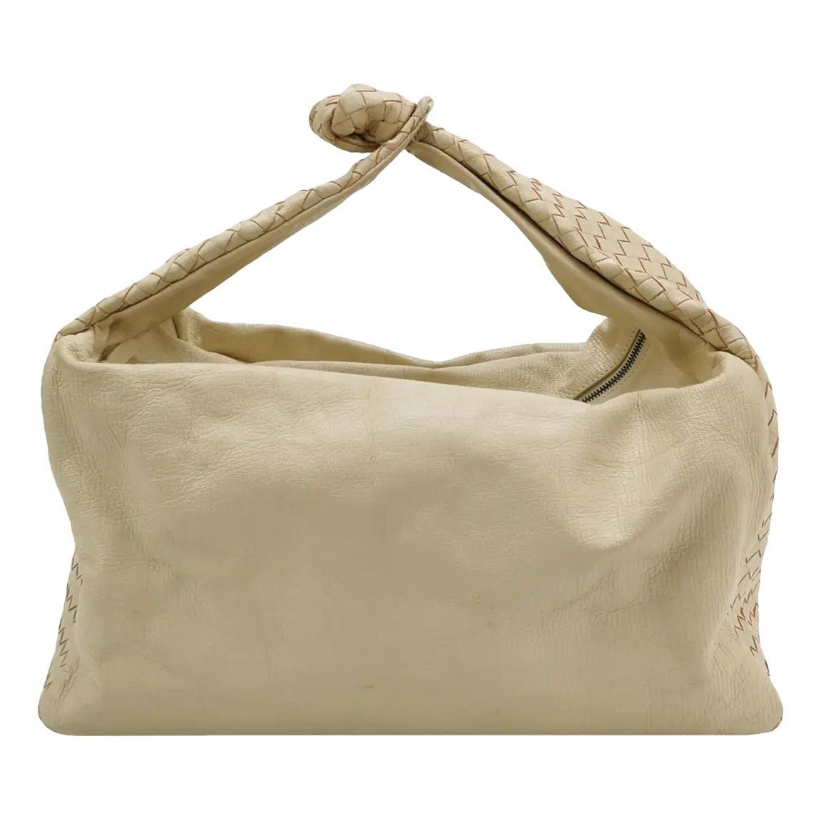 Veneta leather handbag