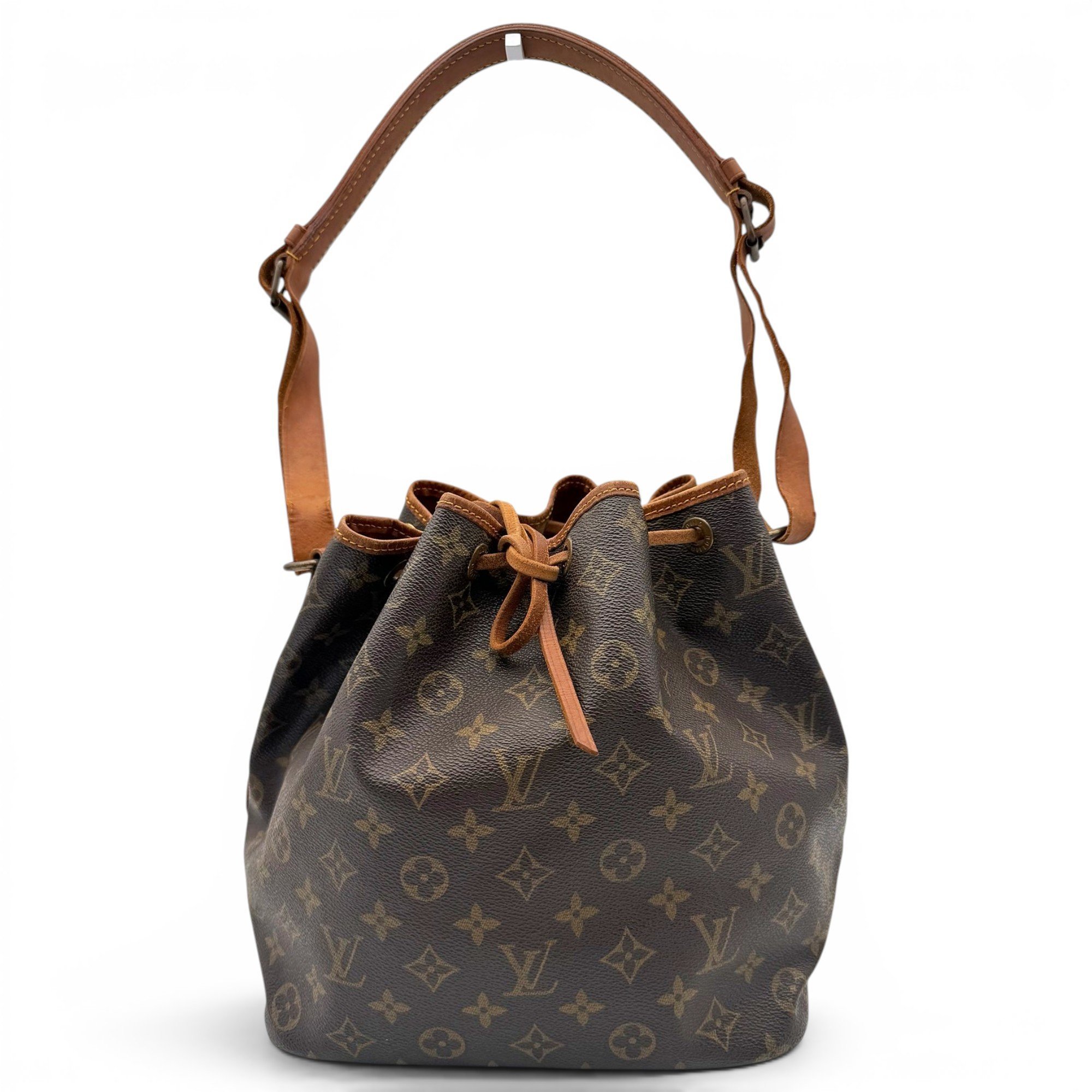 Noé leather handbag