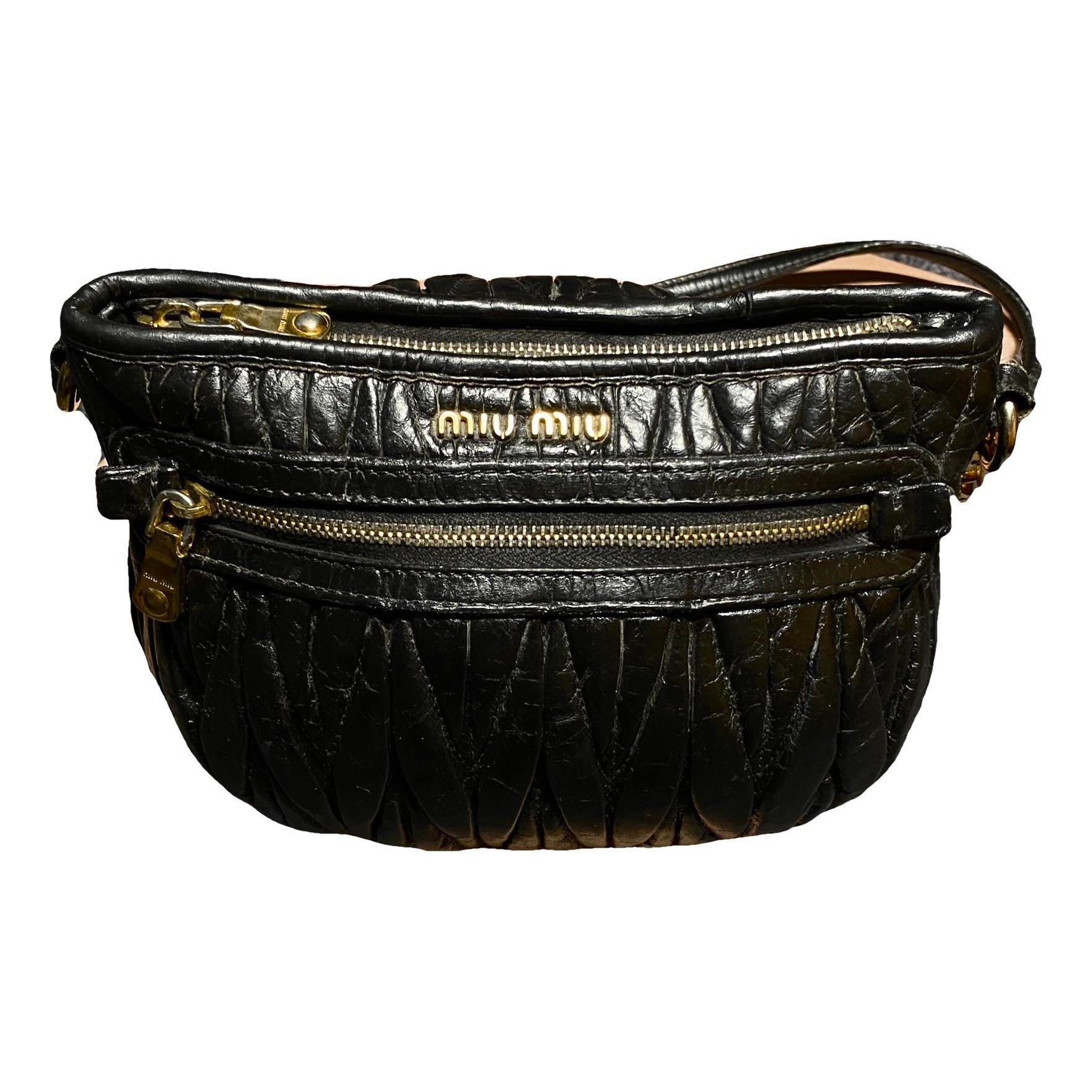 Matelassé leather crossbody bag