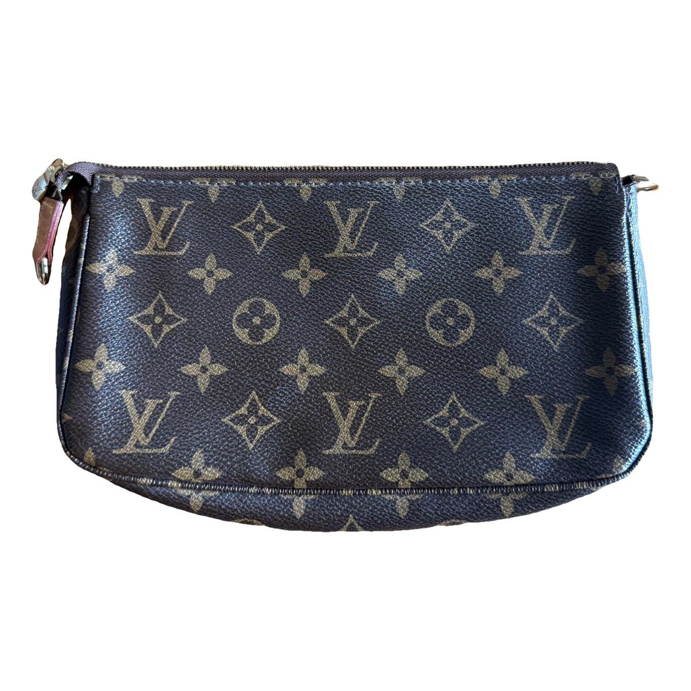 Leather clutch bag
