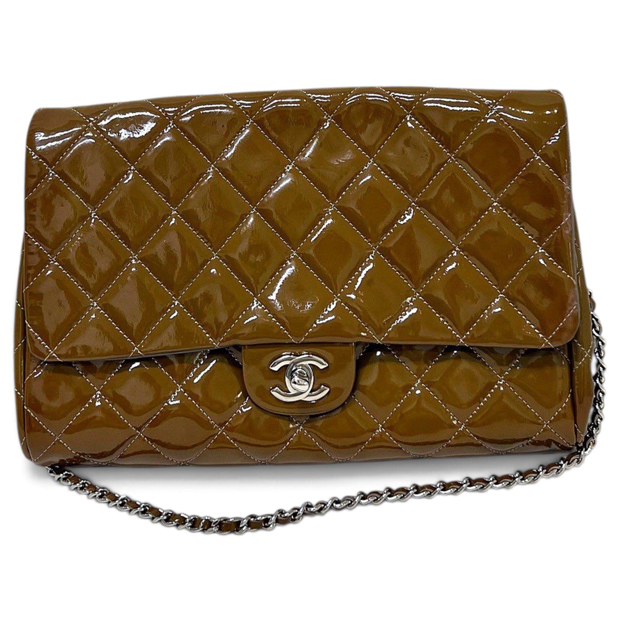 Timeless/Classique patent leather crossbody bag