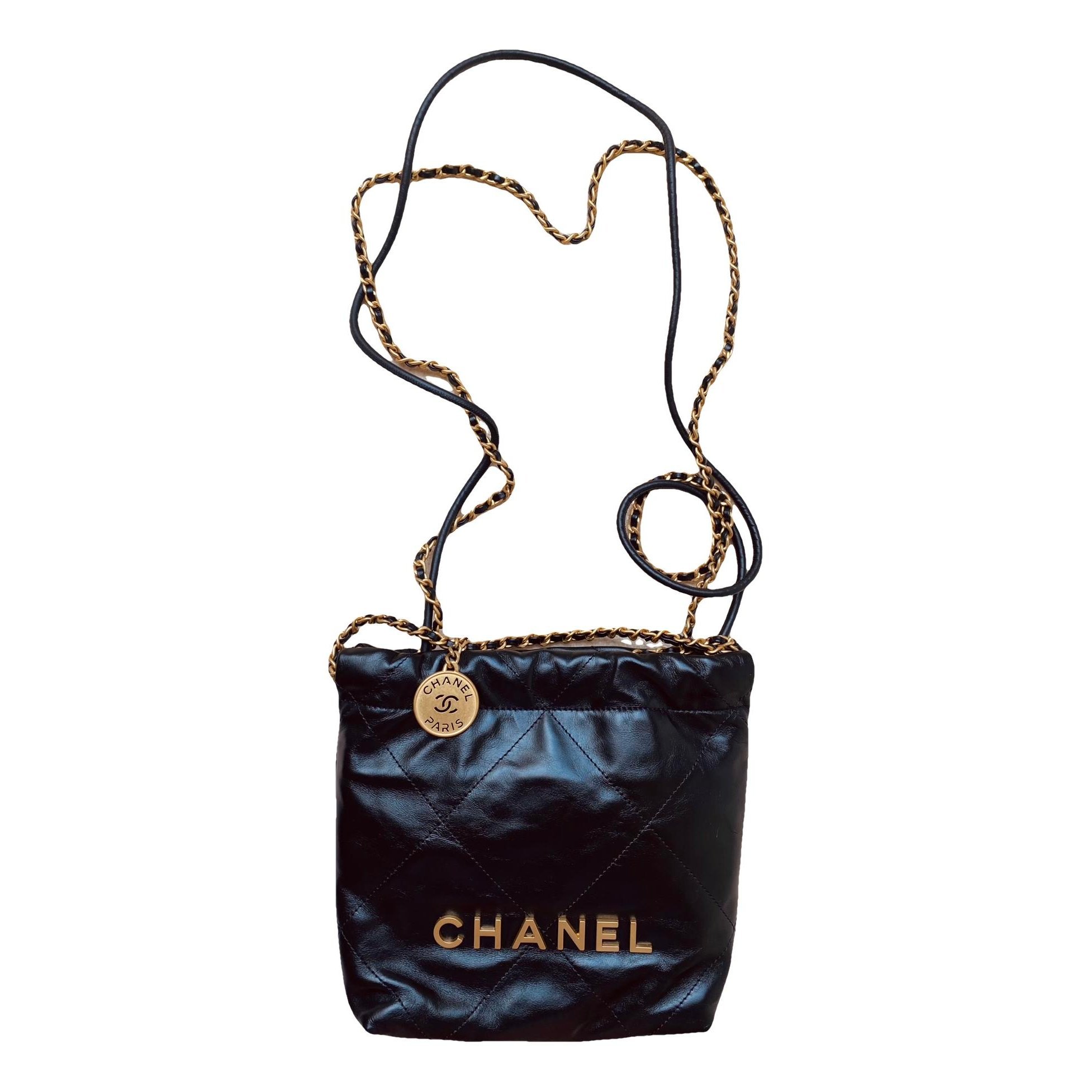 Chanel 22 leather handbag