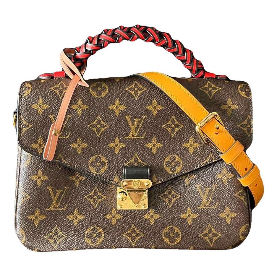 Metis leather handbag