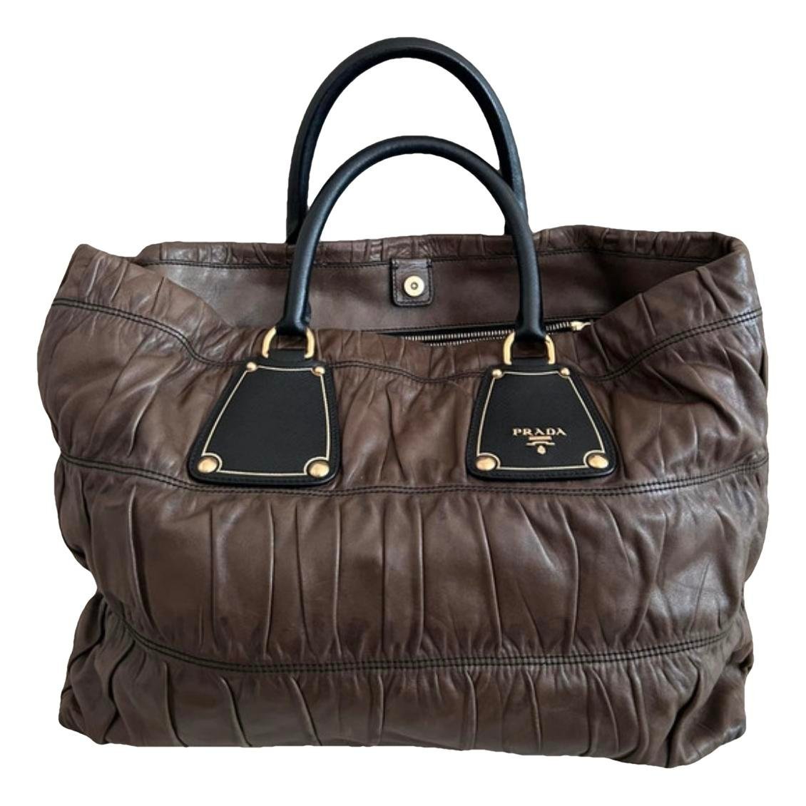 Leather handbag