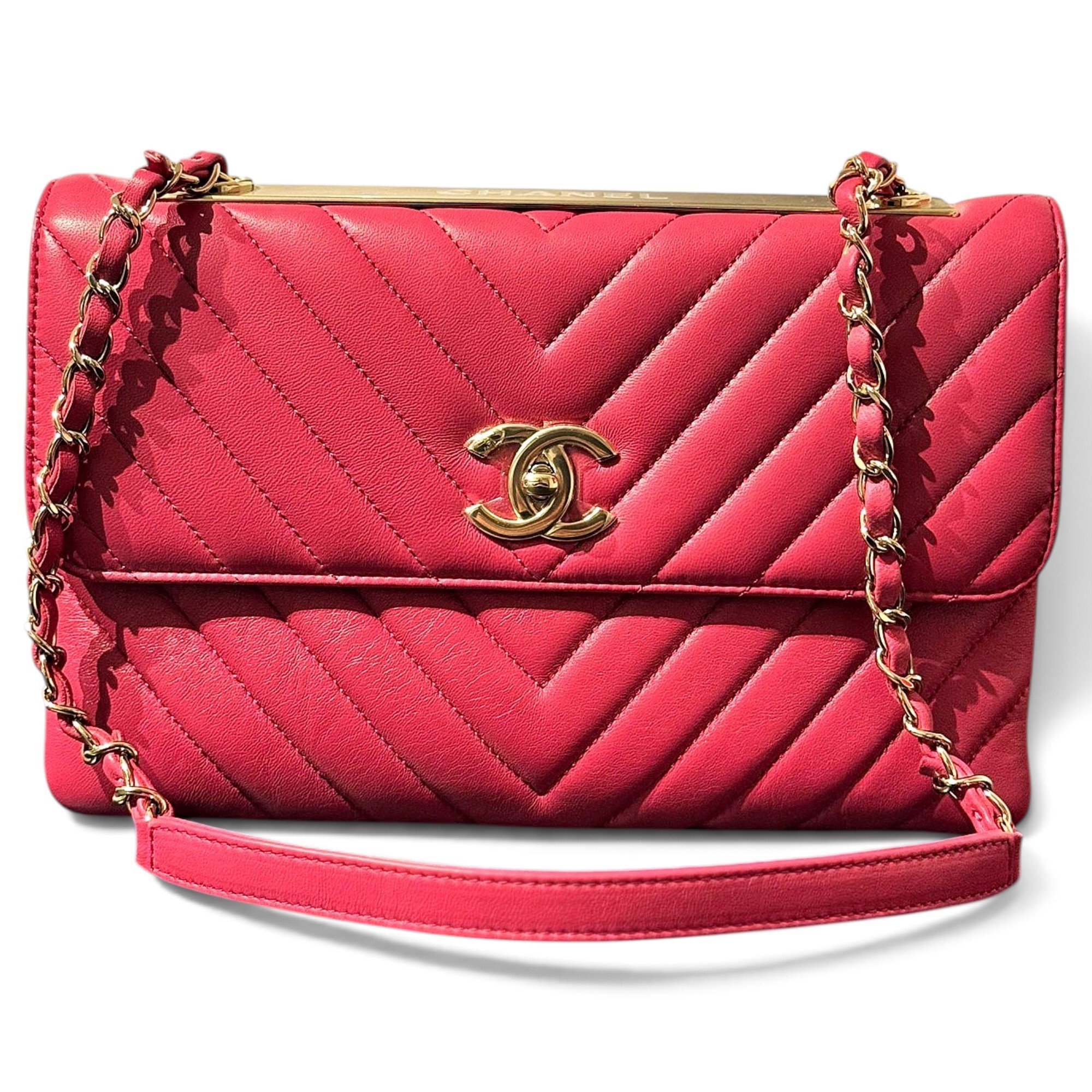 Trendy CC Flap leather crossbody bag