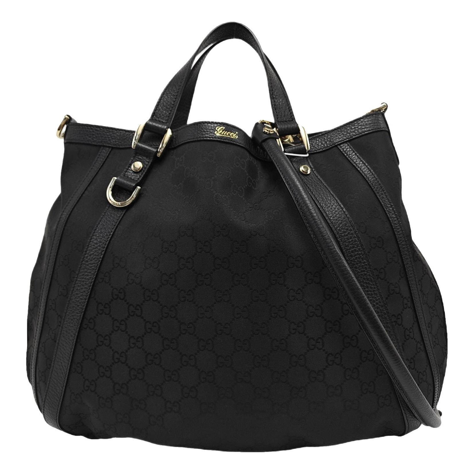 Britt cloth handbag