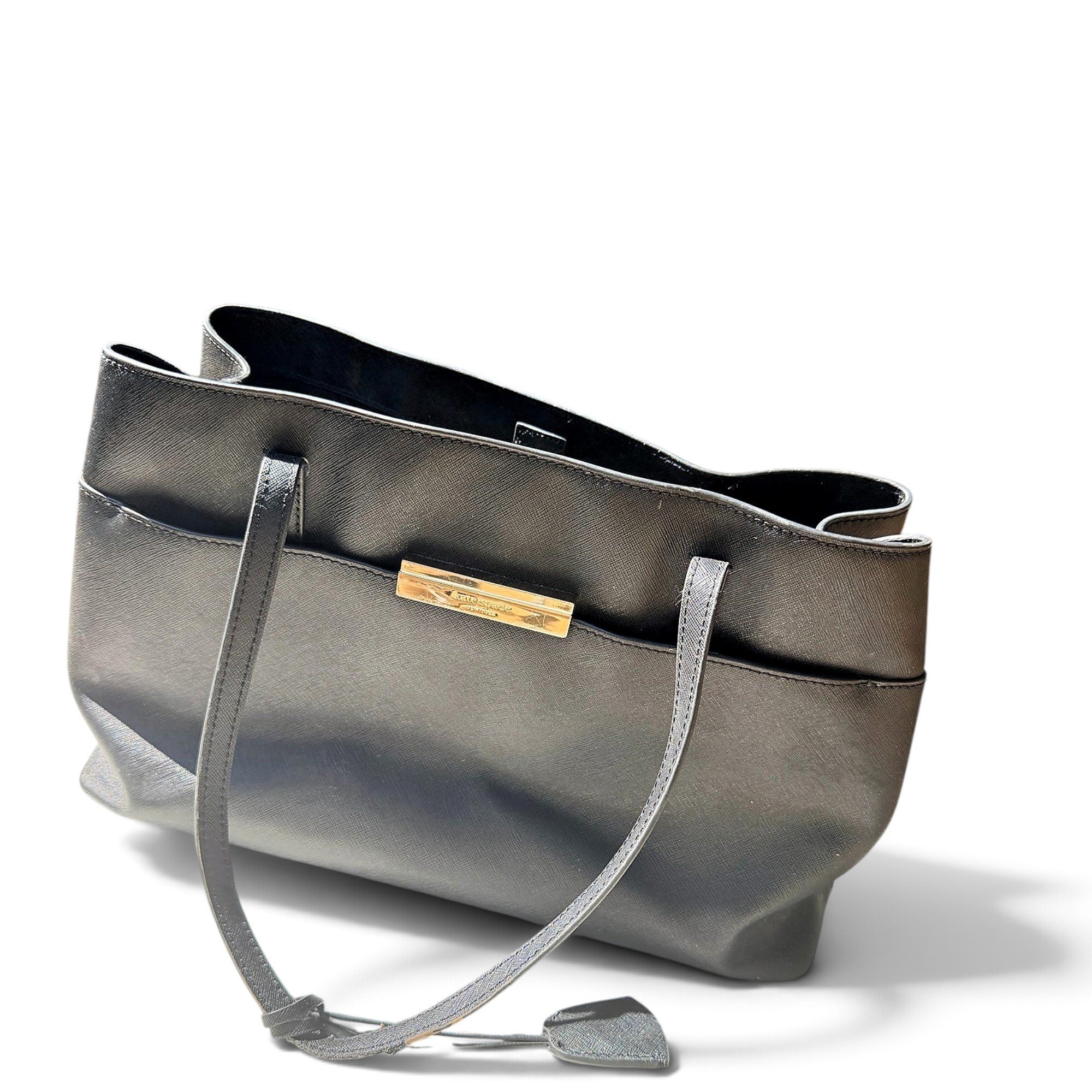 Leather tote