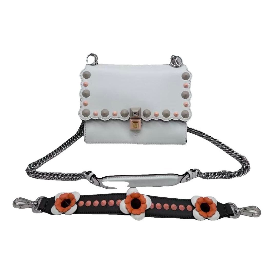 Kan I leather handbag