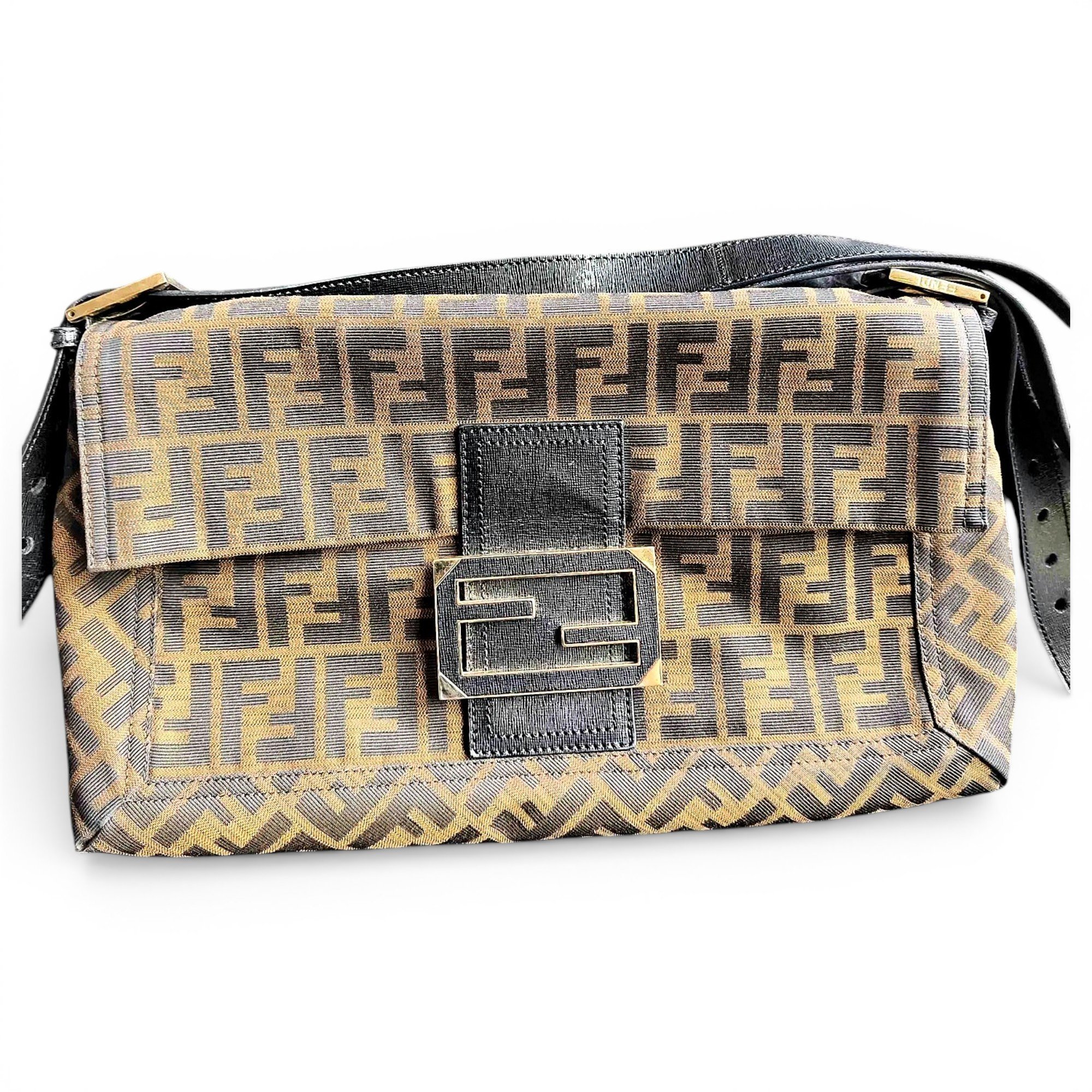 Baguette leather handbag