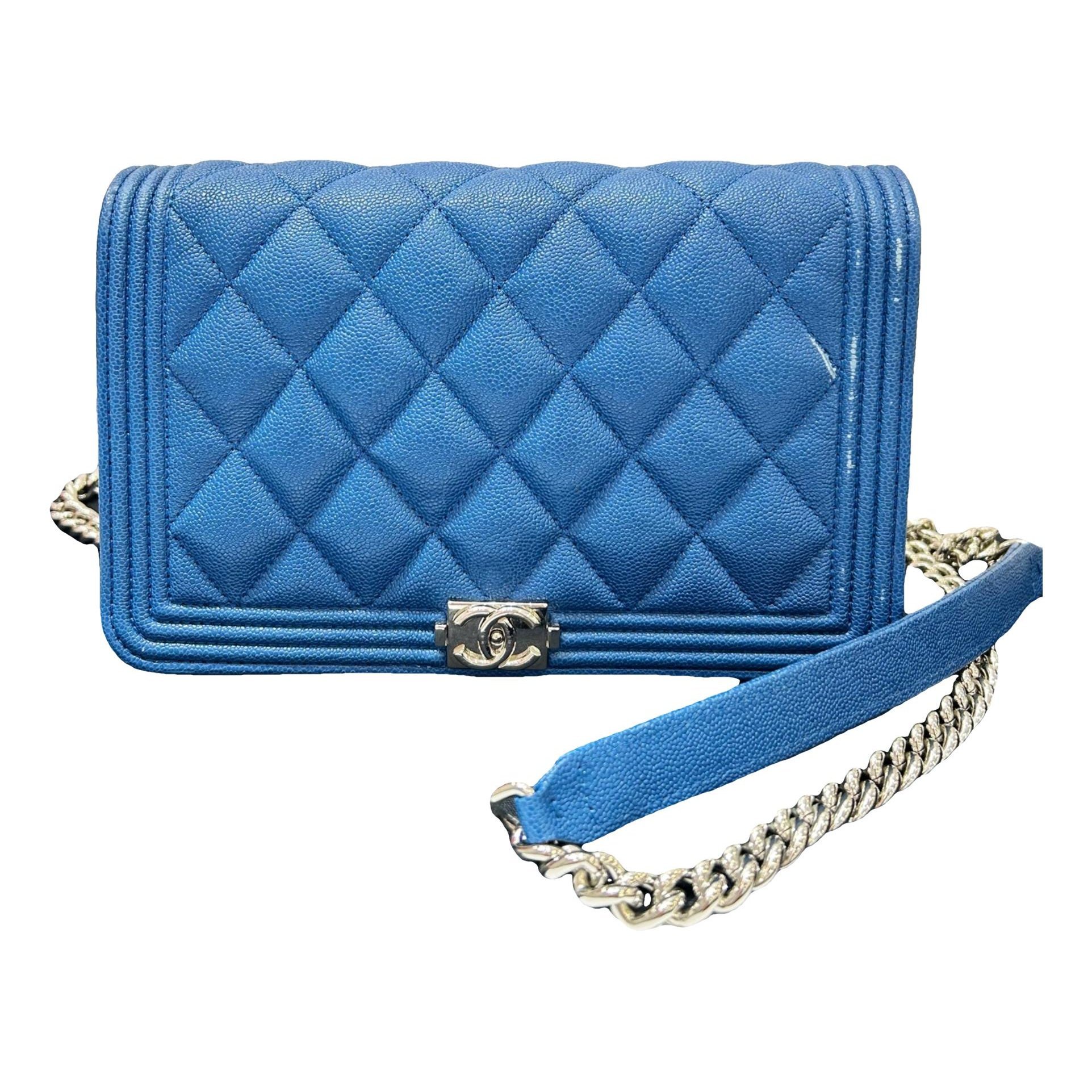 Wallet On Chain Boy leather crossbody bag
