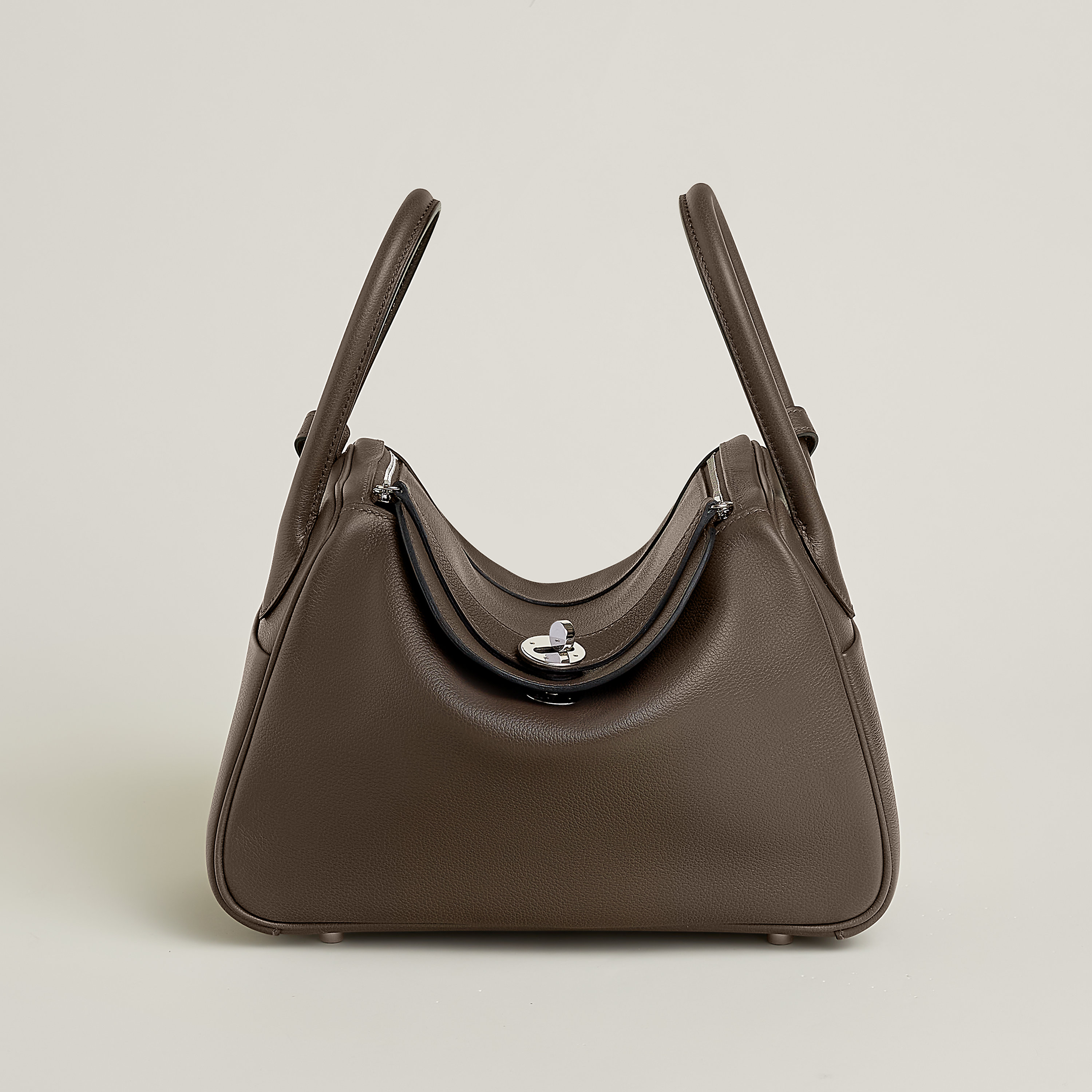 Lindy 26 bag in Écorce