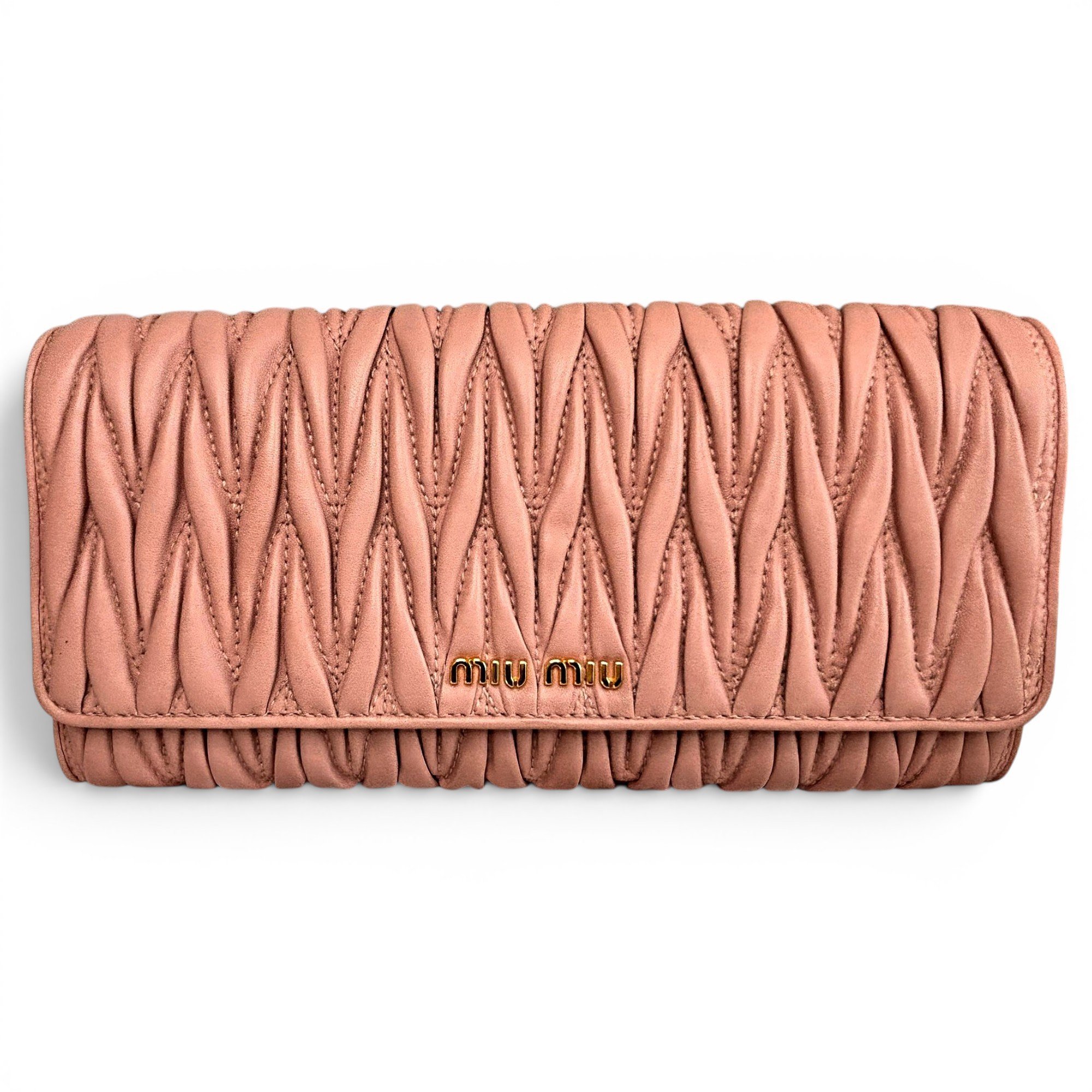 Matelassé leather handbag