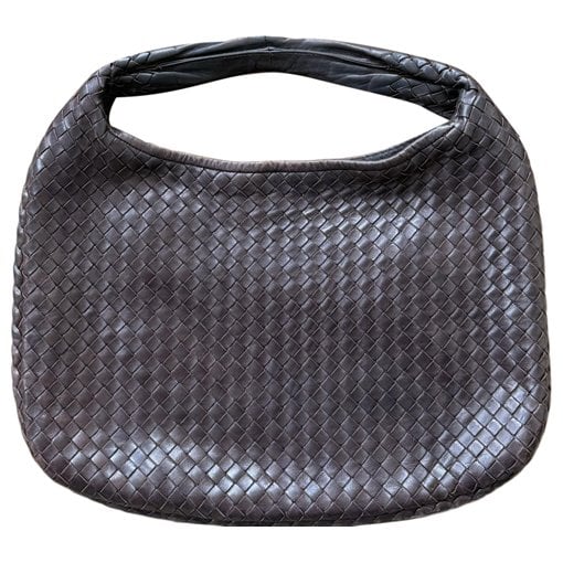 Veneta leather handbag