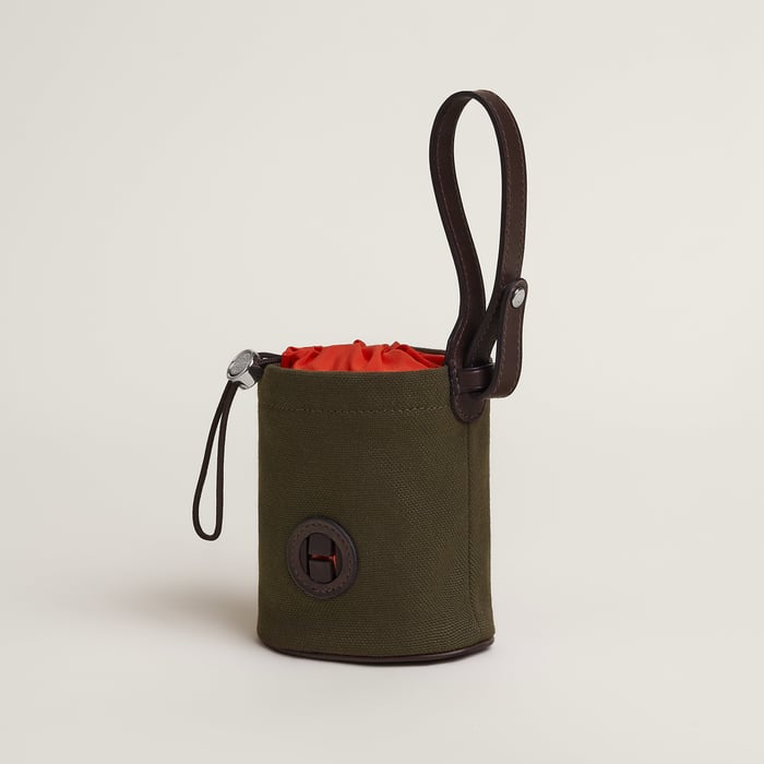 On-the-go Dog Pouch