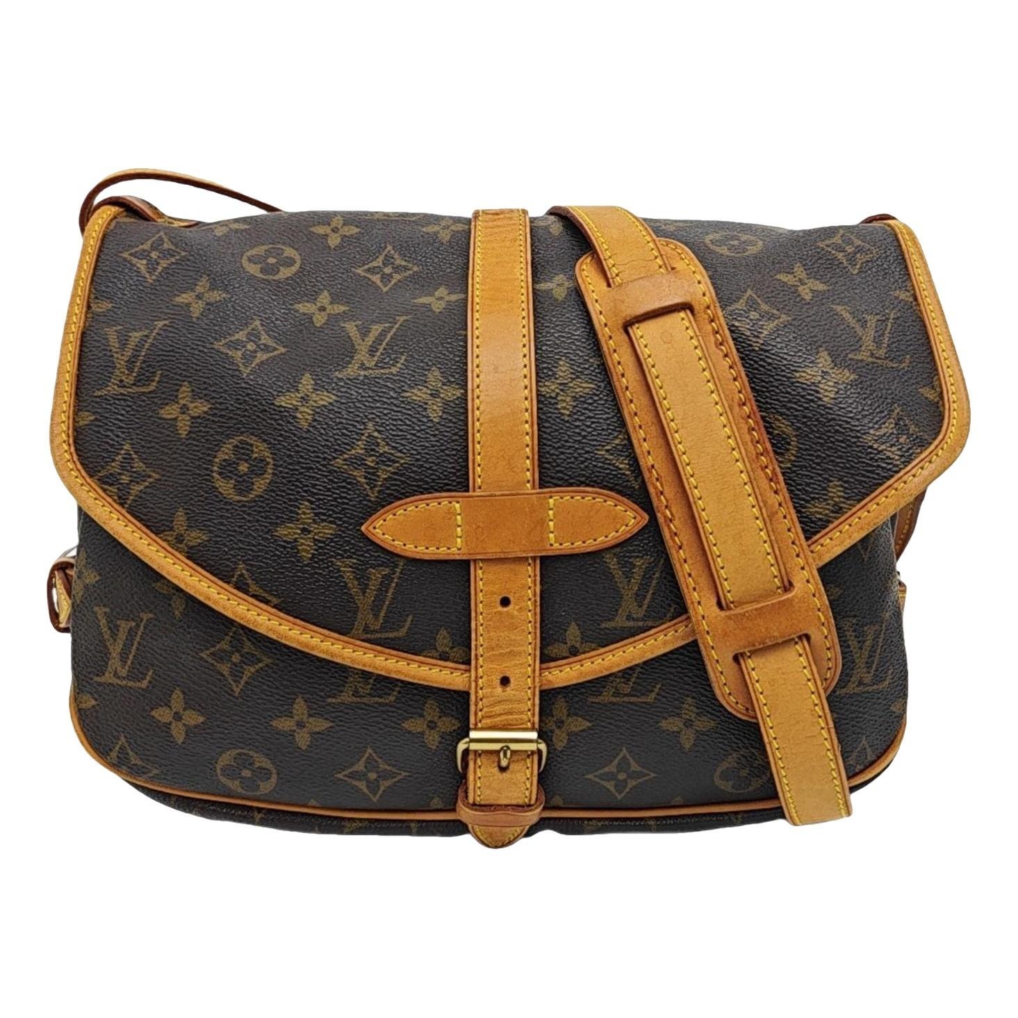 Saumur leather handbag