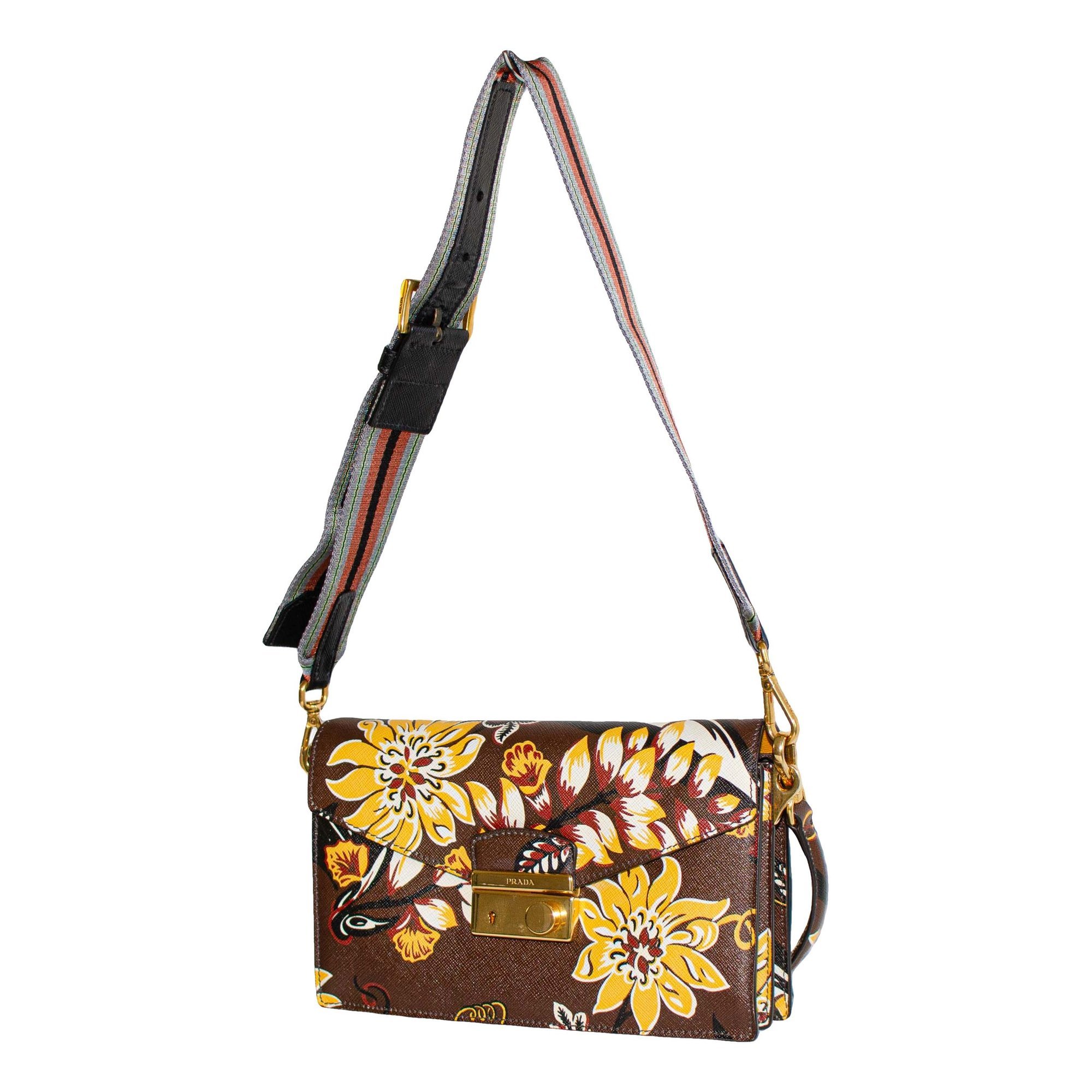 Sound leather crossbody bag
