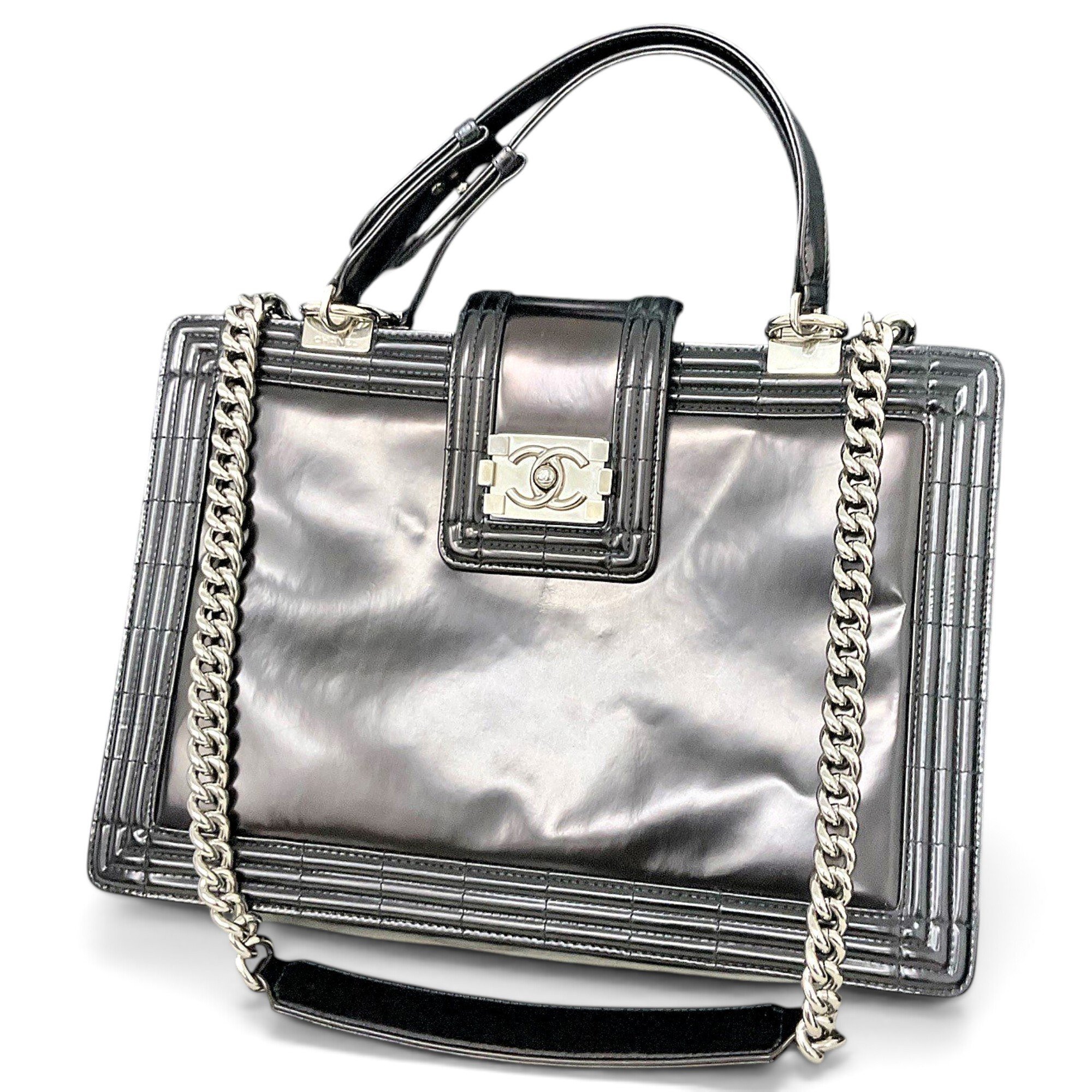 Leather handbag