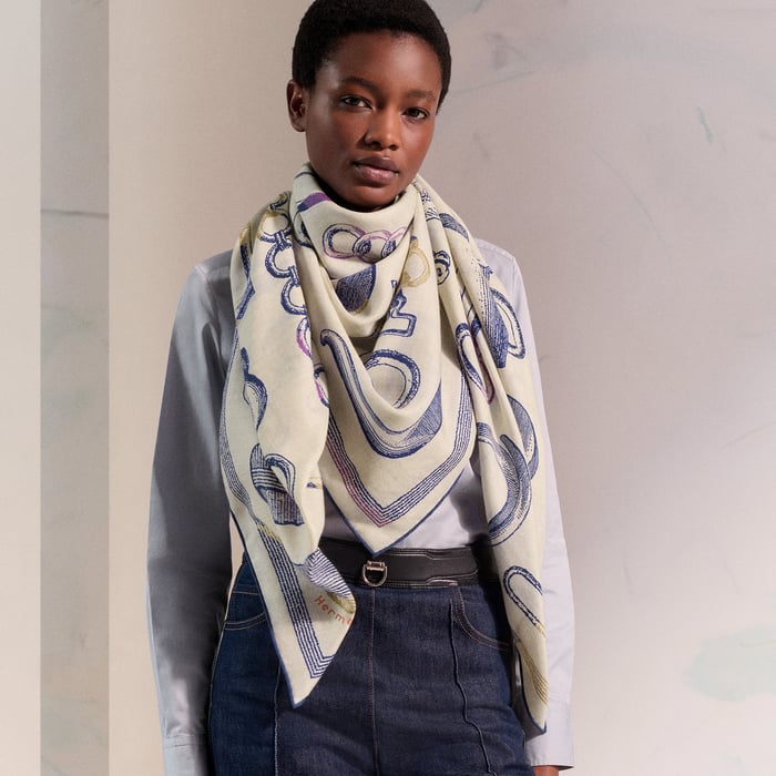 Inventaire Poetique Pour Un Conte Sellier Shawl 140